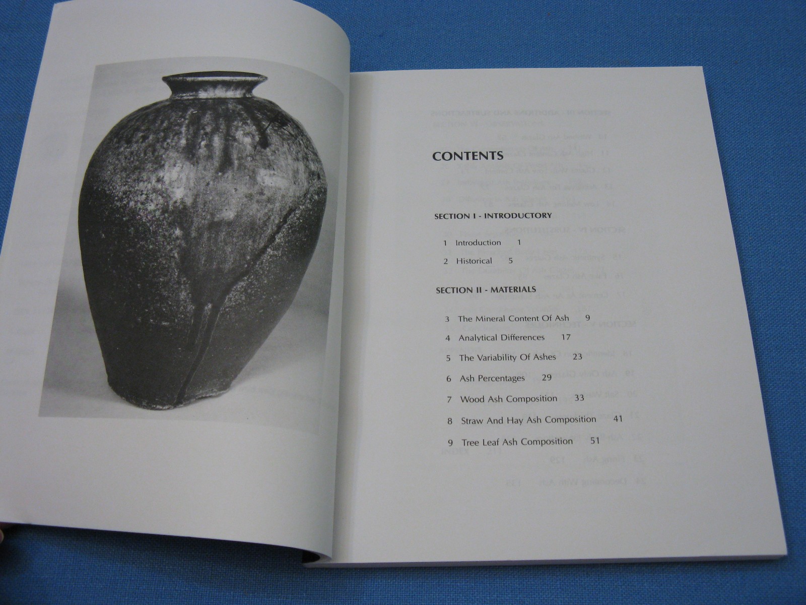 ASH GLAZES BY ROBERT TICHANE 1998 SECCOND EDITION SOFTCOVER