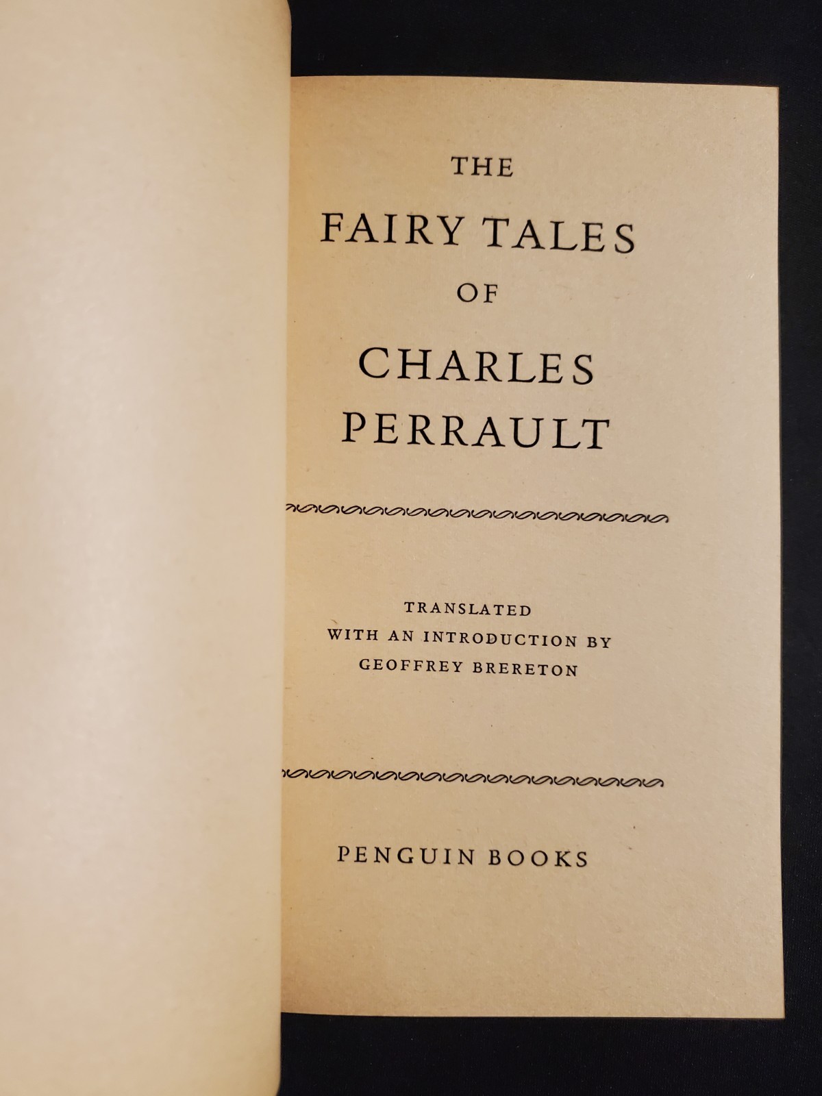 The Fairy Tales of Charles Perrault 1957 Penguin Paperback Book