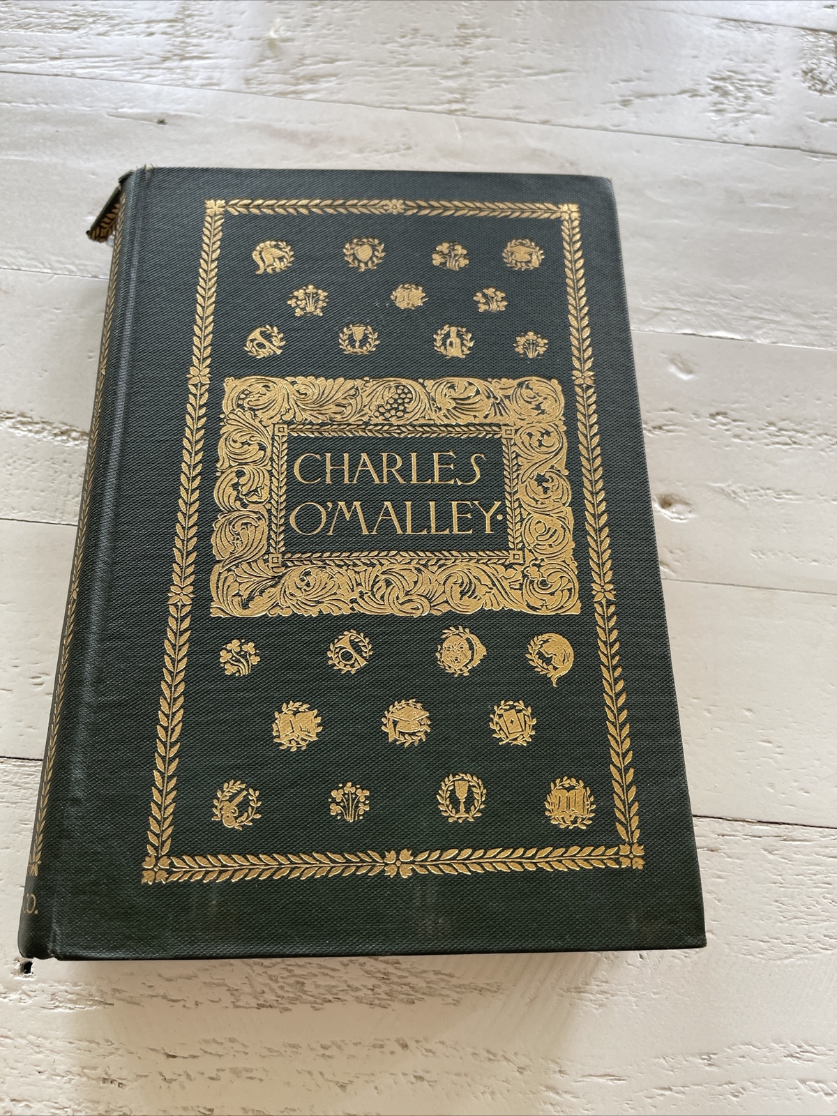 Charles O’Malley The Irish Dragoon Charles Lever 1901 HC 2 Vol Set Illustrated