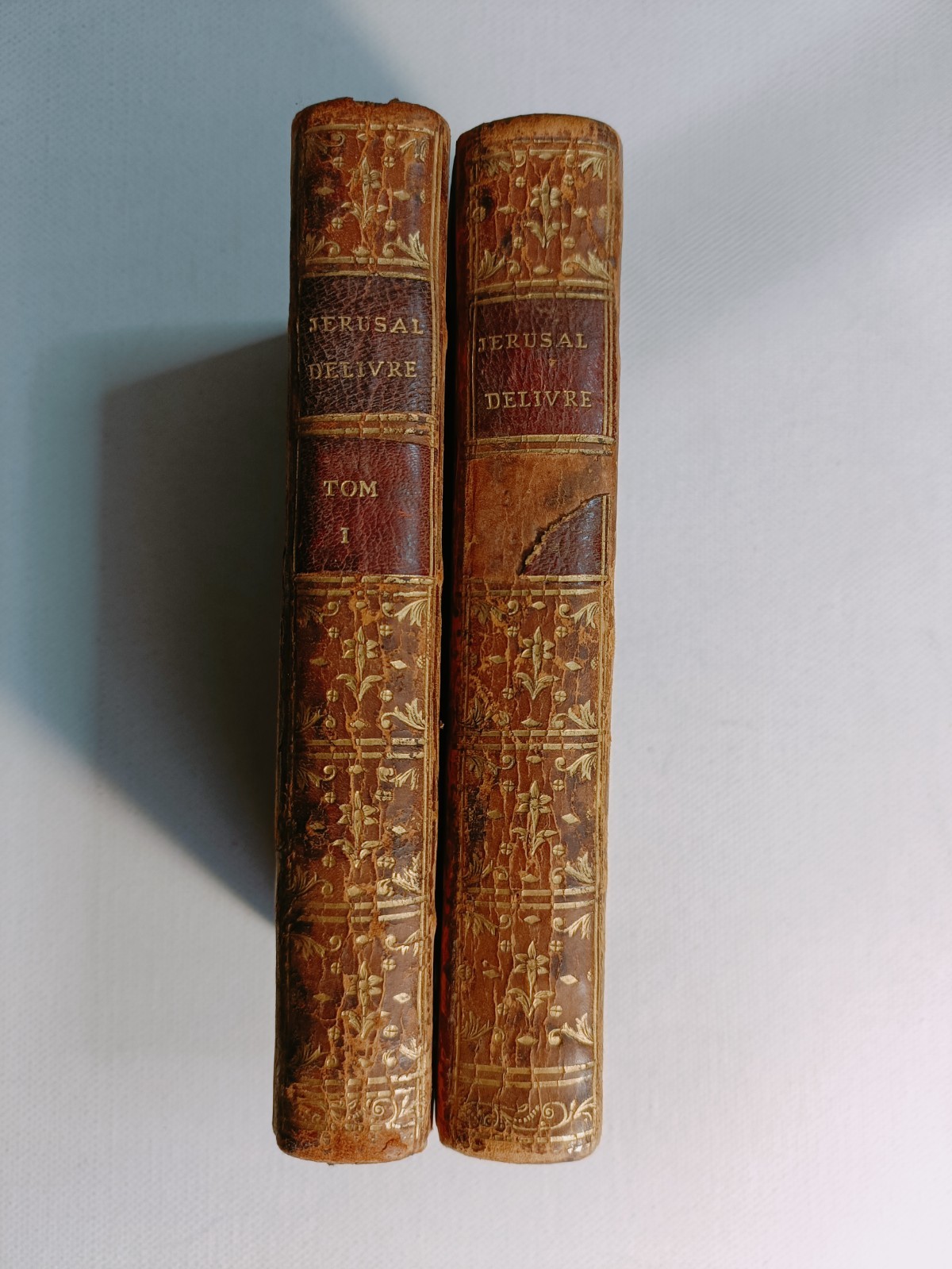 Jerusalem Delivree in two volumes 1771 French leather bound