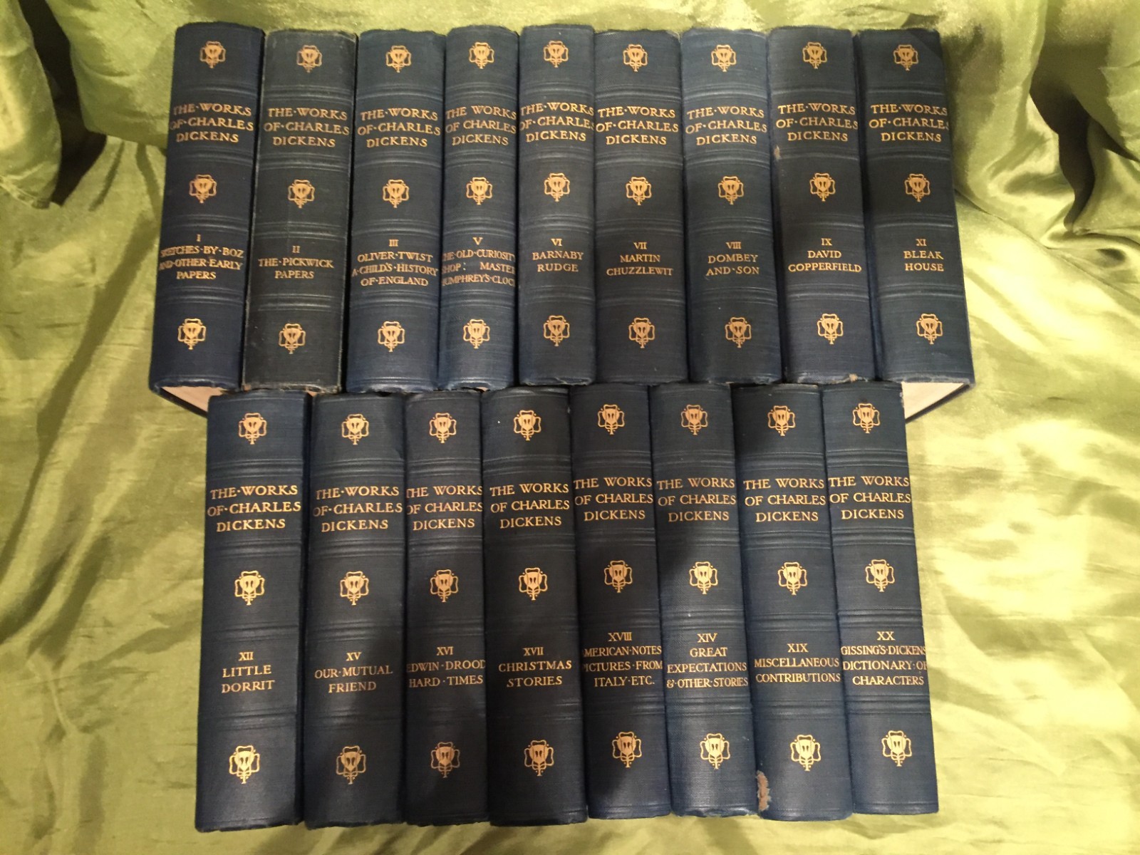 THE WORKS OF CHARLES DICKENS STANDARD EDITION [17 vols.] GRESHAM 1901