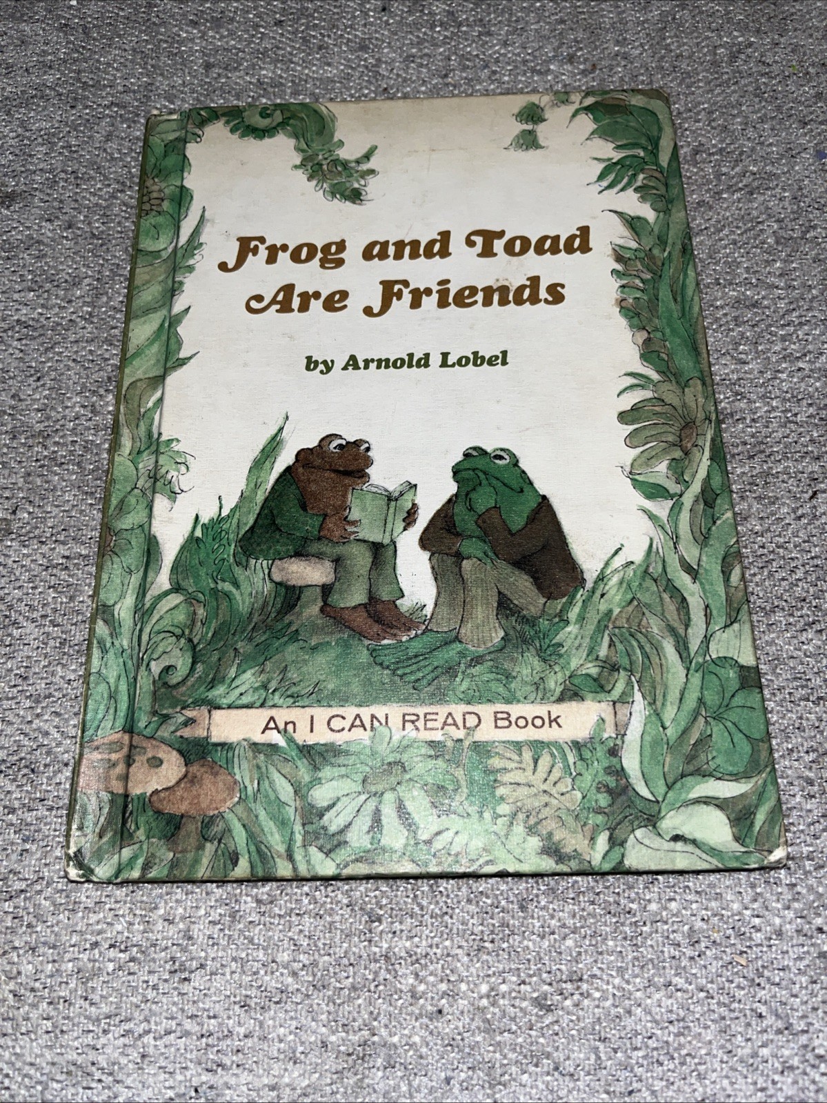 Frog and Toad Are Friends by Arnold Lobel (1970, Hardcover)