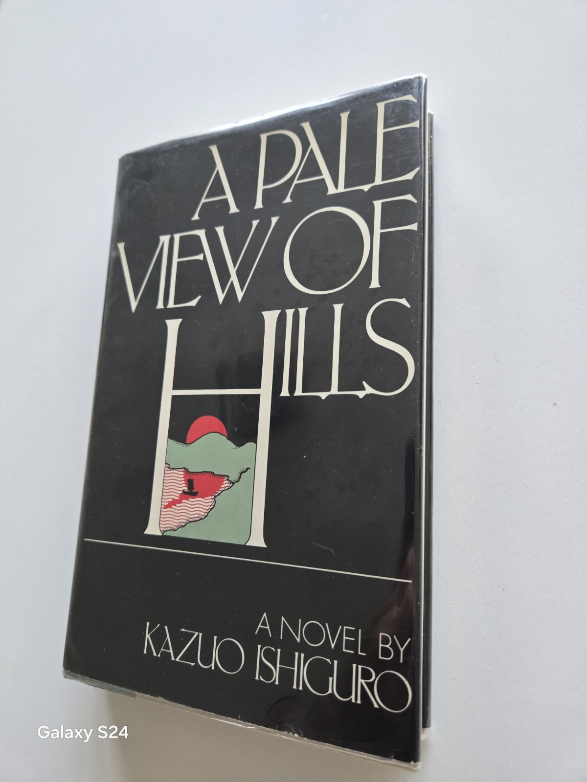 Kazuo Ishiguro 1st Ed 1st Print 1982 A Pale View of Hills 1st Novel Hardcover VG