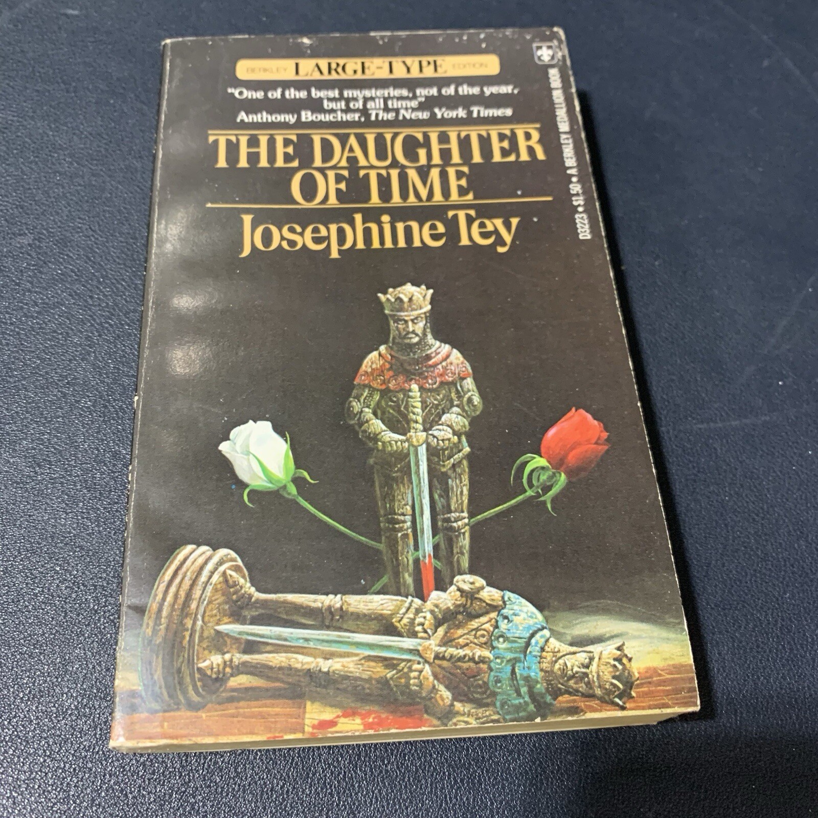 THE DAUGHTER OF TIME by Josephine Tey (1975) Berkley LARGE PRINT Edition PB
