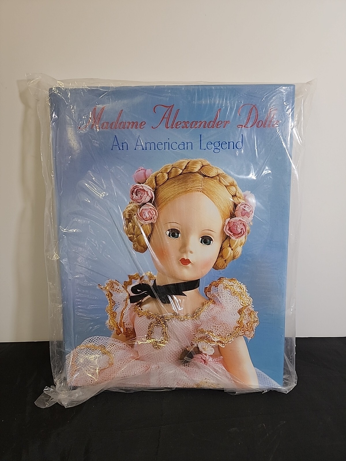 Madame Alexander Dolls An American Legend by Stephanie Finnegan