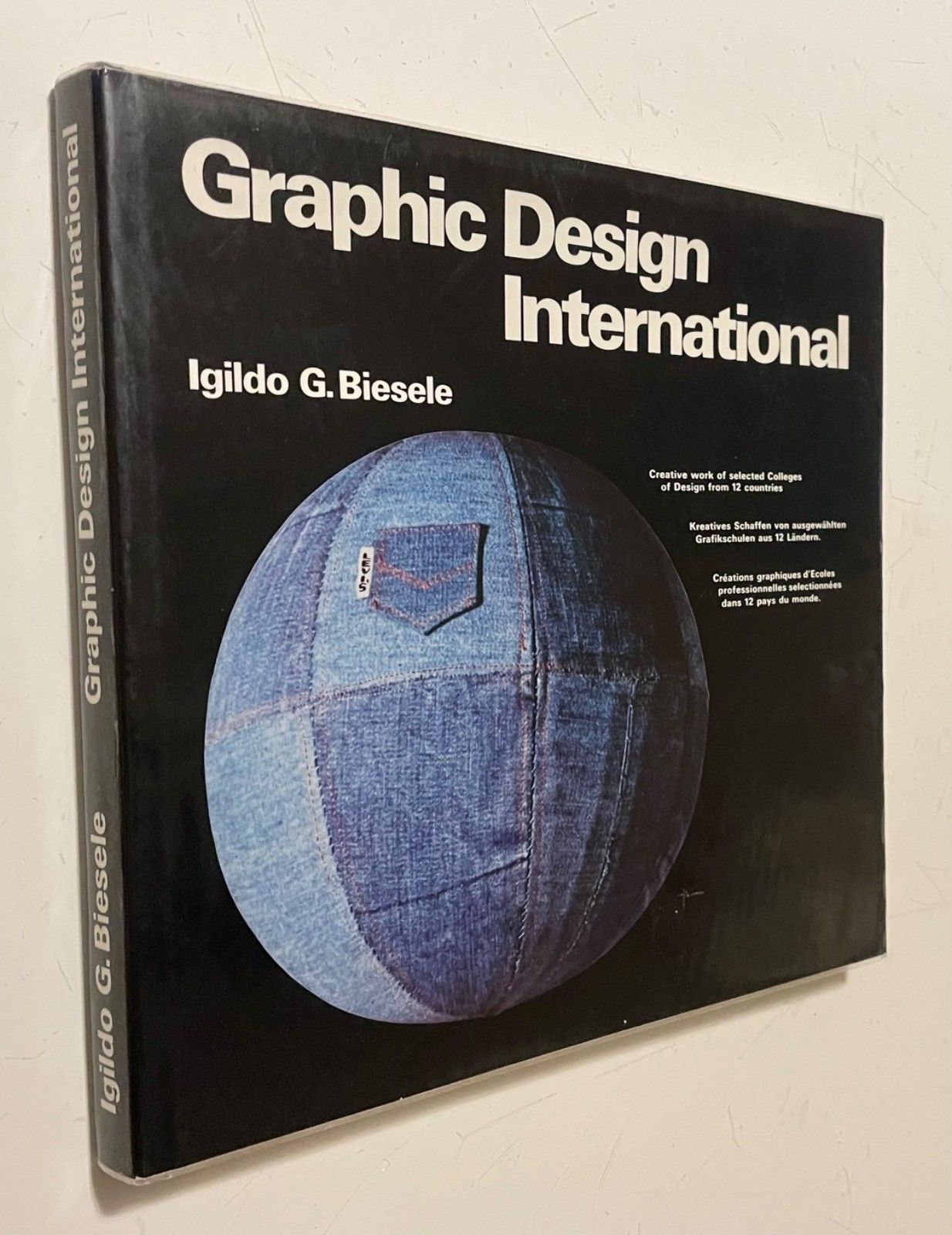 GRAPHIC DESIGN INTERNATIONAL 1977 – Design Schools Modern Typography Visual Arts