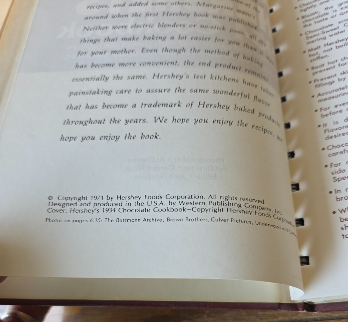 HERSHEY’S 1934 COOKBOOK. 1971 REVISED/ EXPANDED ED. HERSHEY FOODS CO. CHOCOLATE