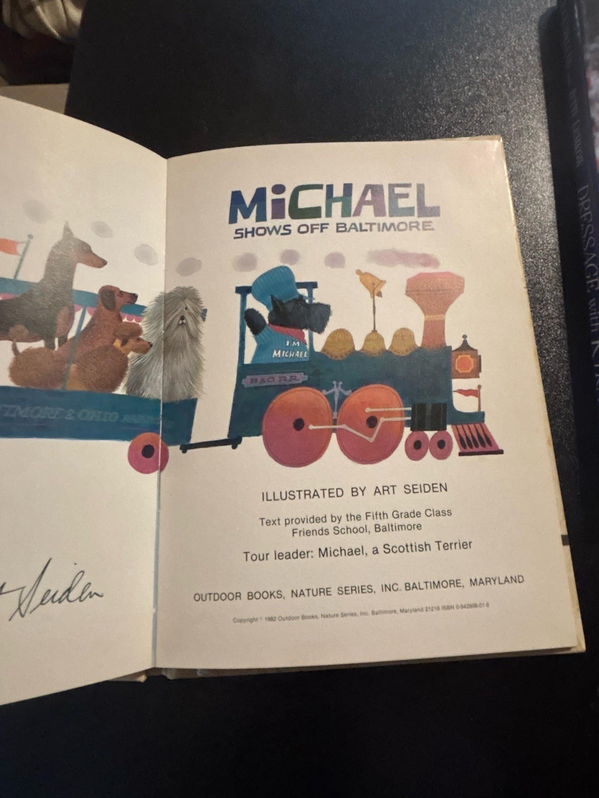 SCARCE SIGNED!!@. Michael Shows Off Baltimore by Art Seiden. VG+. 1st.