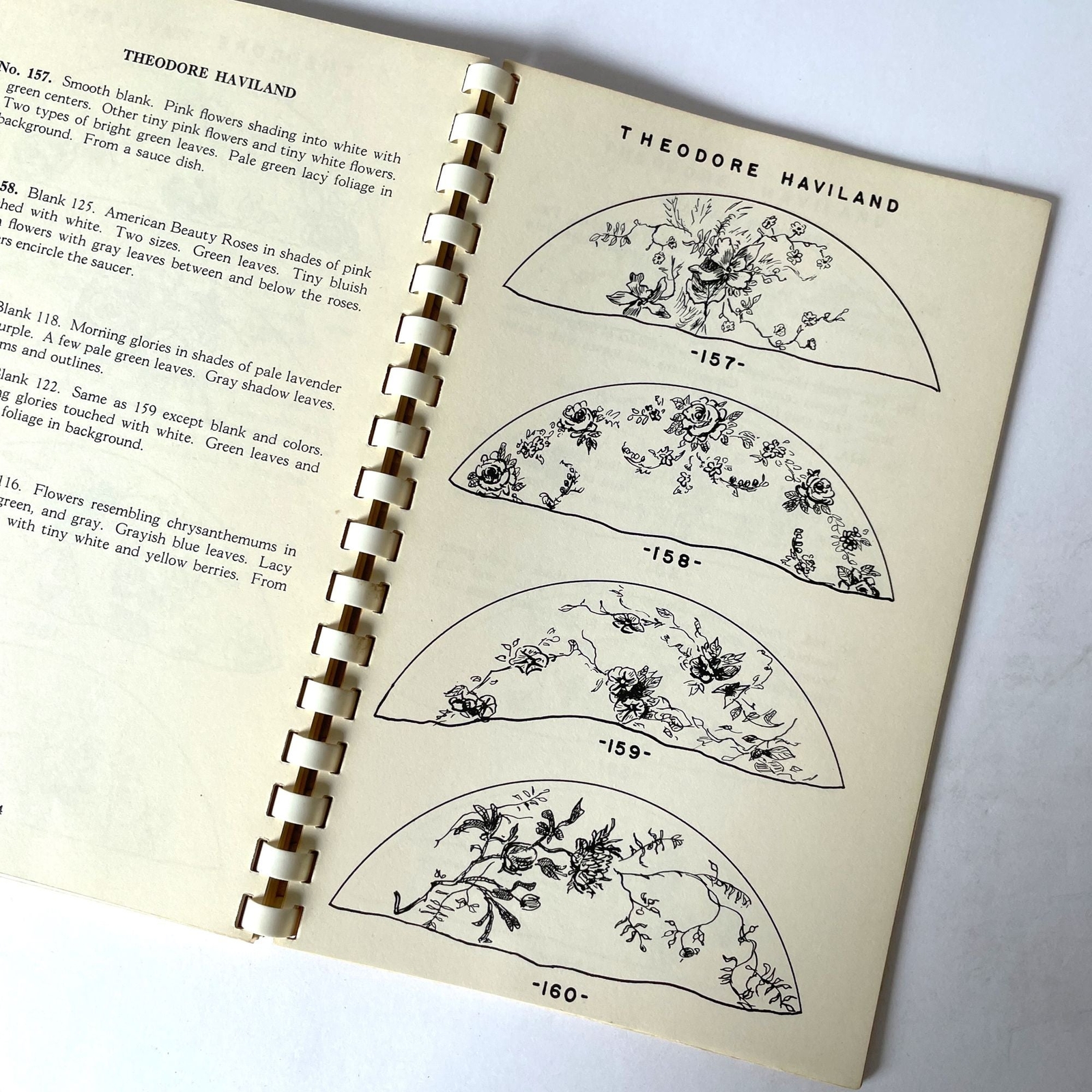 Arlene Schleiger / Two Hundred Patterns of Haviland China 1st Edition 1950