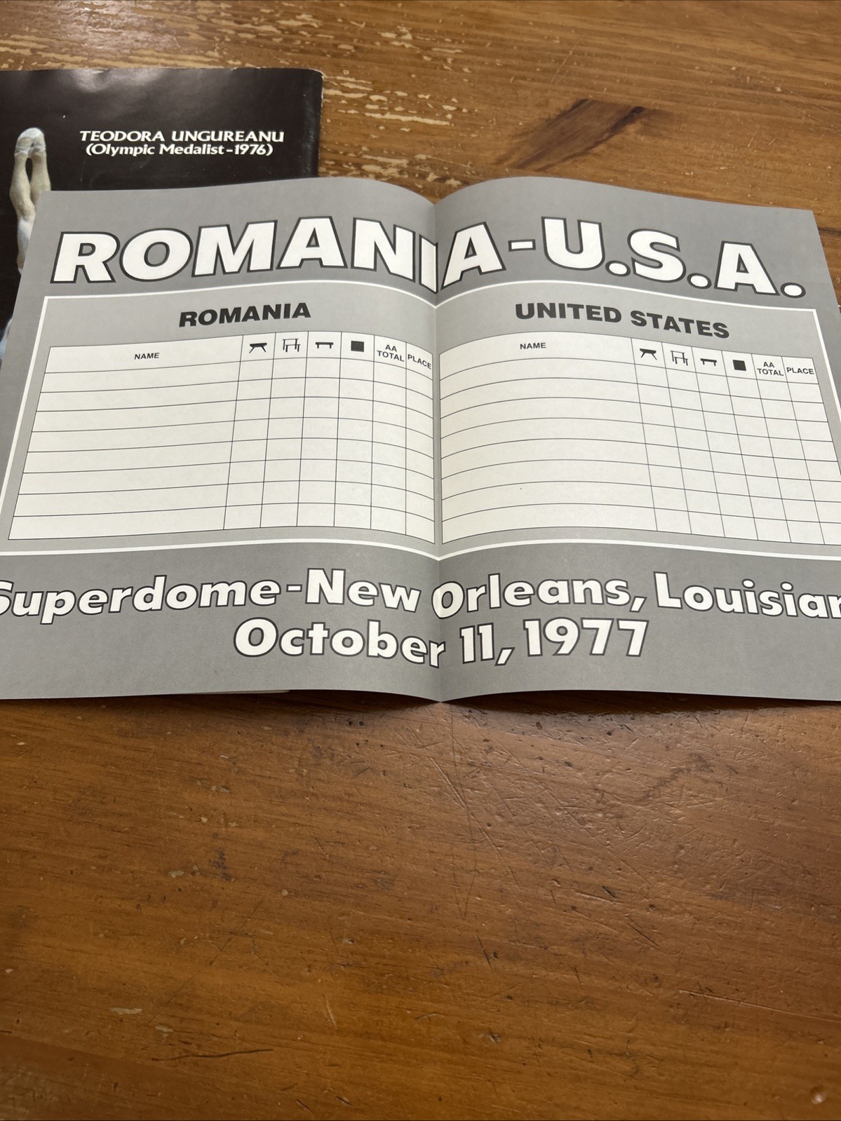 1977 Romanian Gymnastics U.S. Tour Program Booklet/Nadia Comaneci RARE