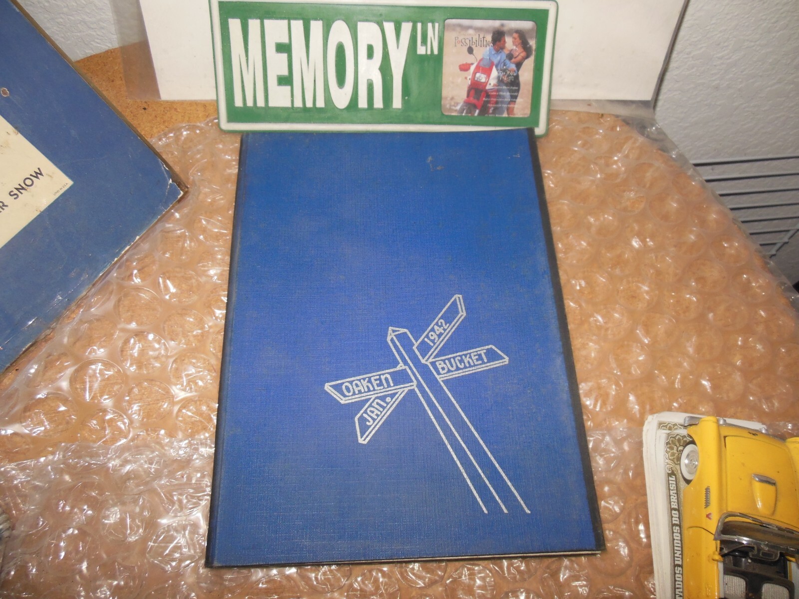 ORIGINAL 1942 (JAN) OAKLAND HIGH SCHOOL YEARBOOK/ANNUAL/OAKLAND, CALIFORNIA