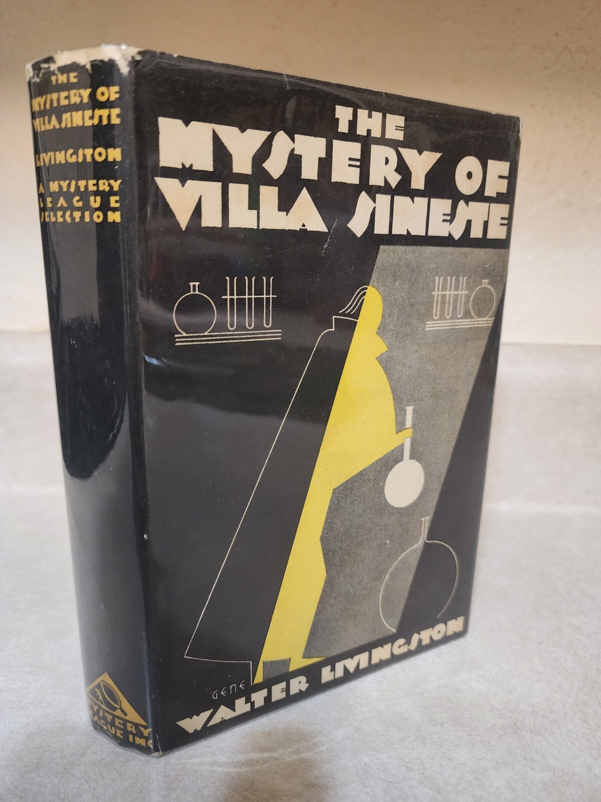 MYSTERY VILLA SINESTE Walter Livingston CRIME 1st Edition First Print NOVEL 1931