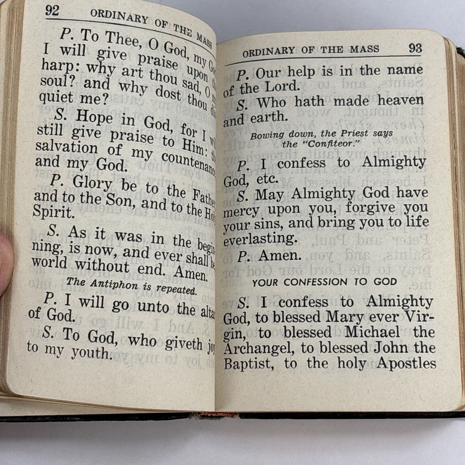 1954 KEY OF HEAVEN A COMPLETE PRAYERBOOK FOR CATHOLICS DEVOTIONS 4.5”x3” READ