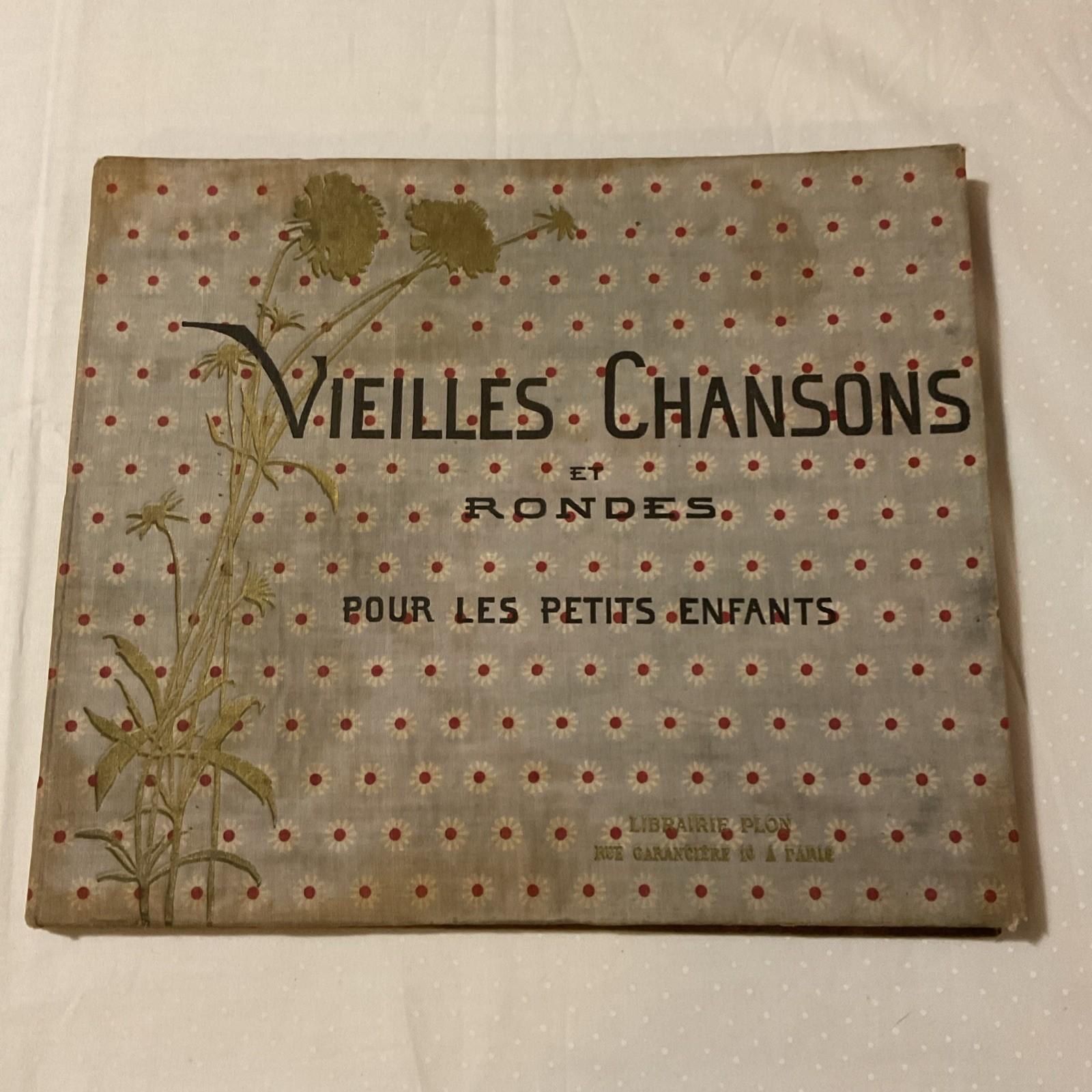 Antique French Children’s Book Music Songs Illustrated (1931) VIEILLES CHANSONS