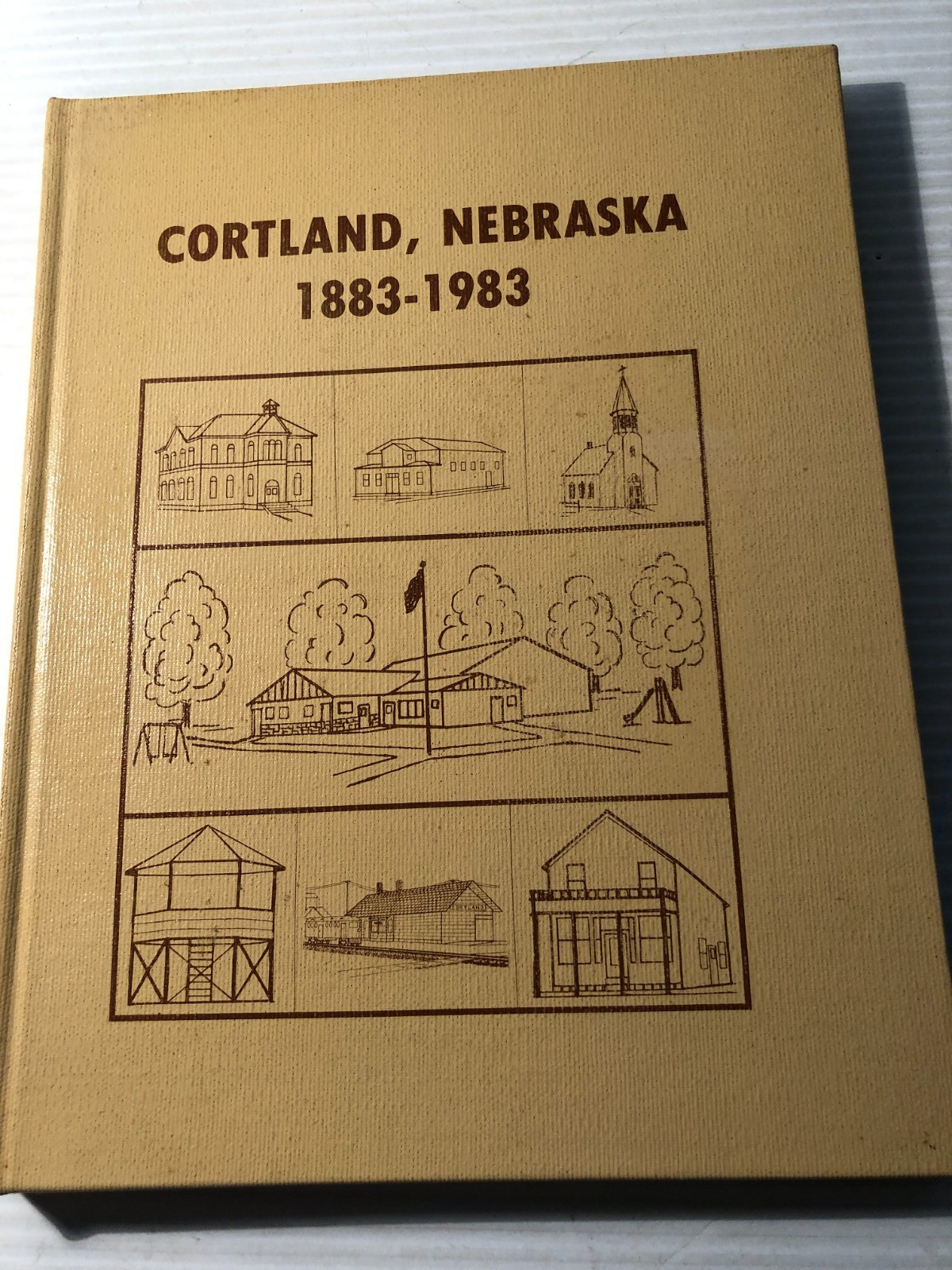 b CORTLAND NEBRASKA 1883-1983 Pictorial History Centennial Book Committee