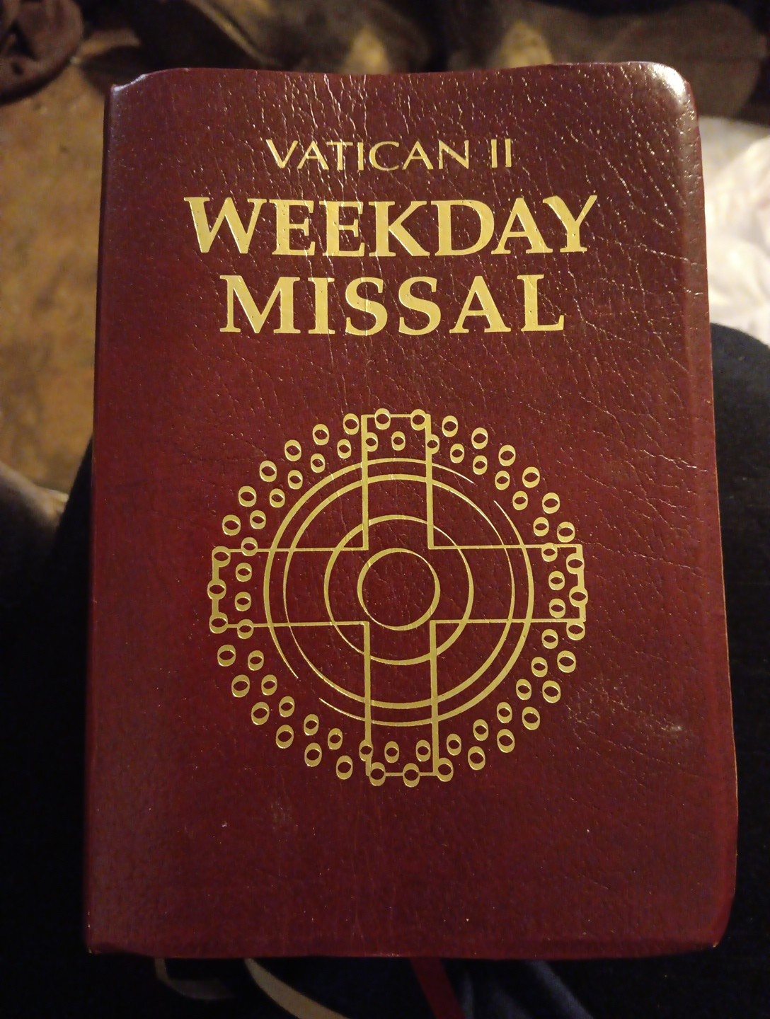 Vatican II Weekday Missal 2002 Imitation Leather Well Worn