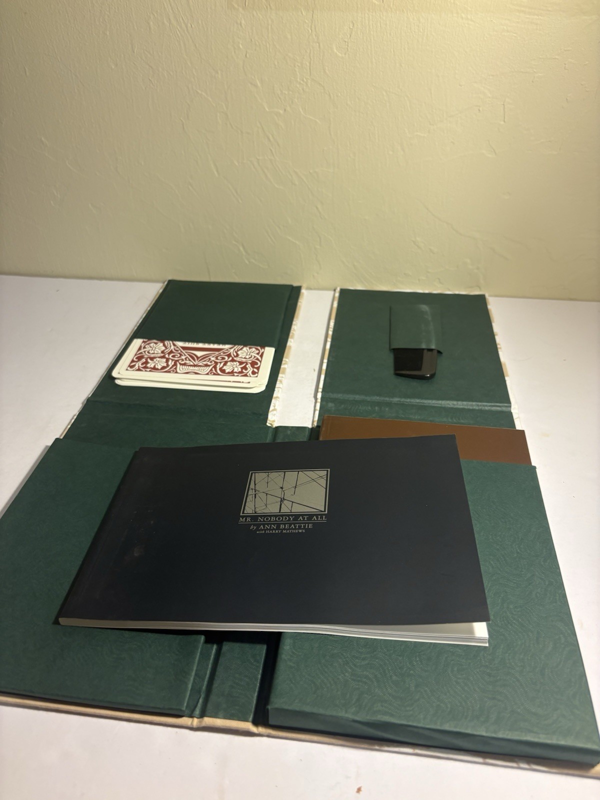 McSweeney’s Issue No. 16 Complete / Robert Coover And Ann Beattie