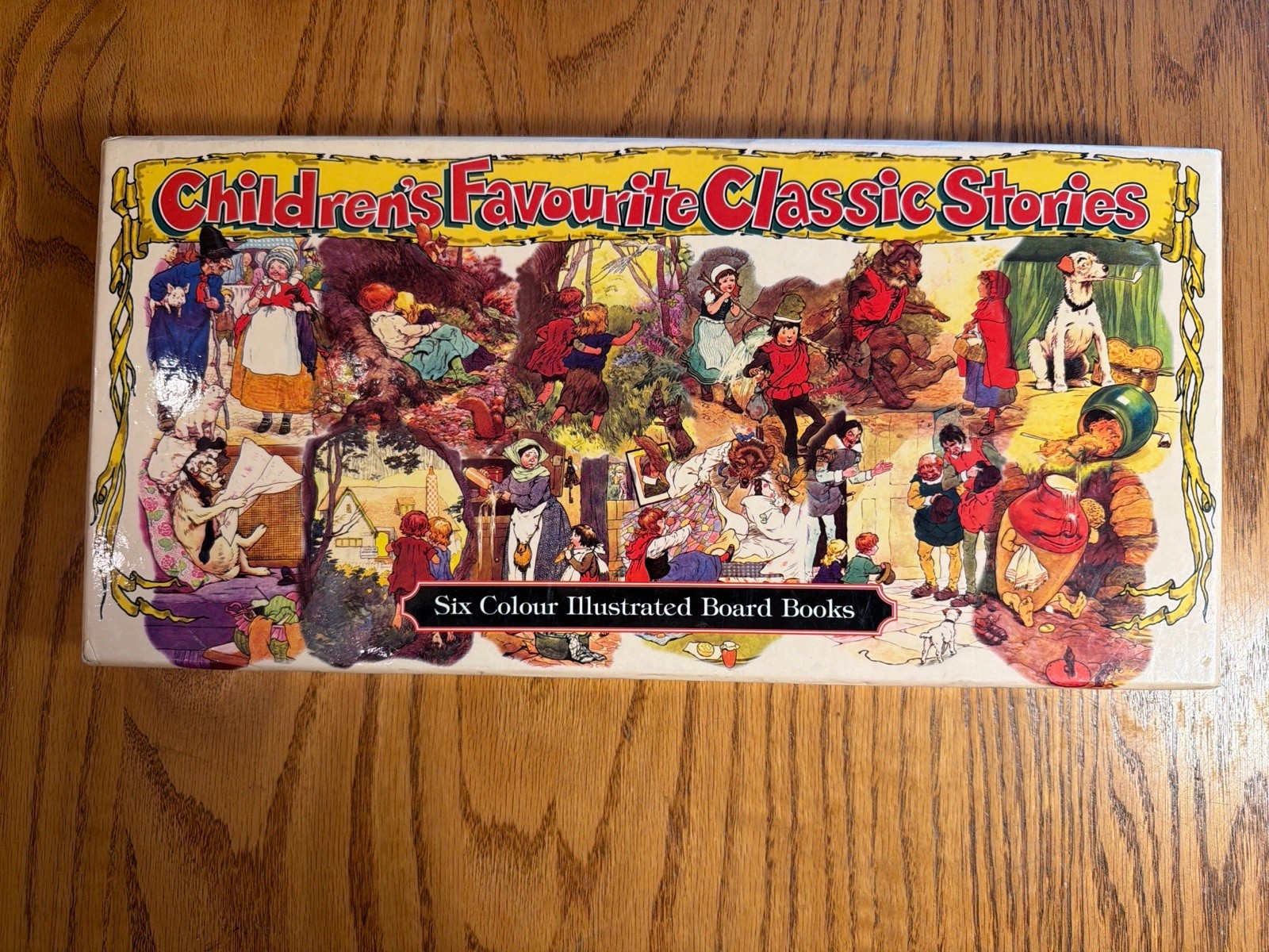 CHILDREN’S FAVOURITE CLASSIC STORIES(SIX COLOUR ILLUSTRATED BOARD BOOKS BOX SET)