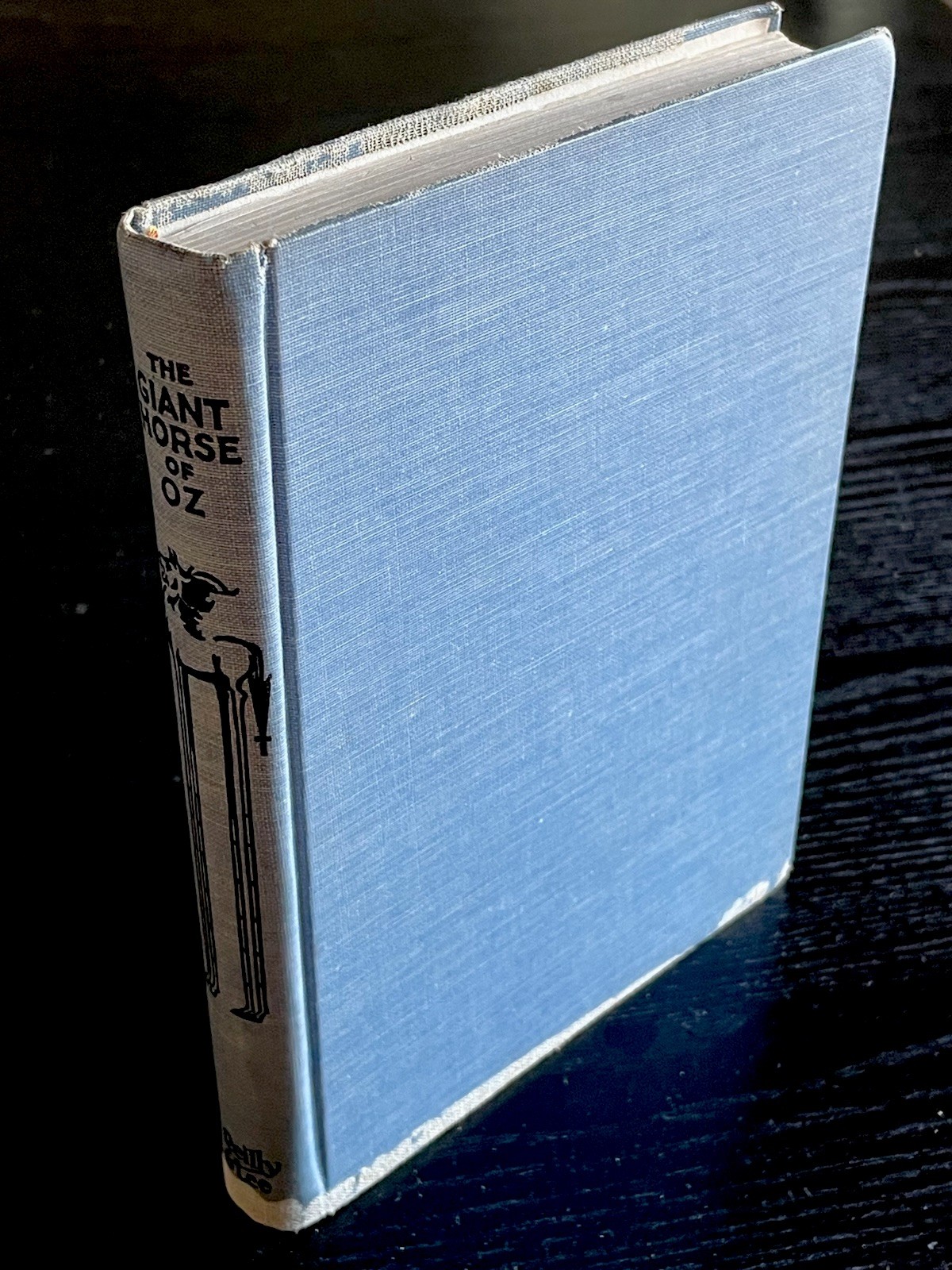 The Giant Horse of Oz – Ruth Plumly Thompson – Reilly & Lee – John R Neill