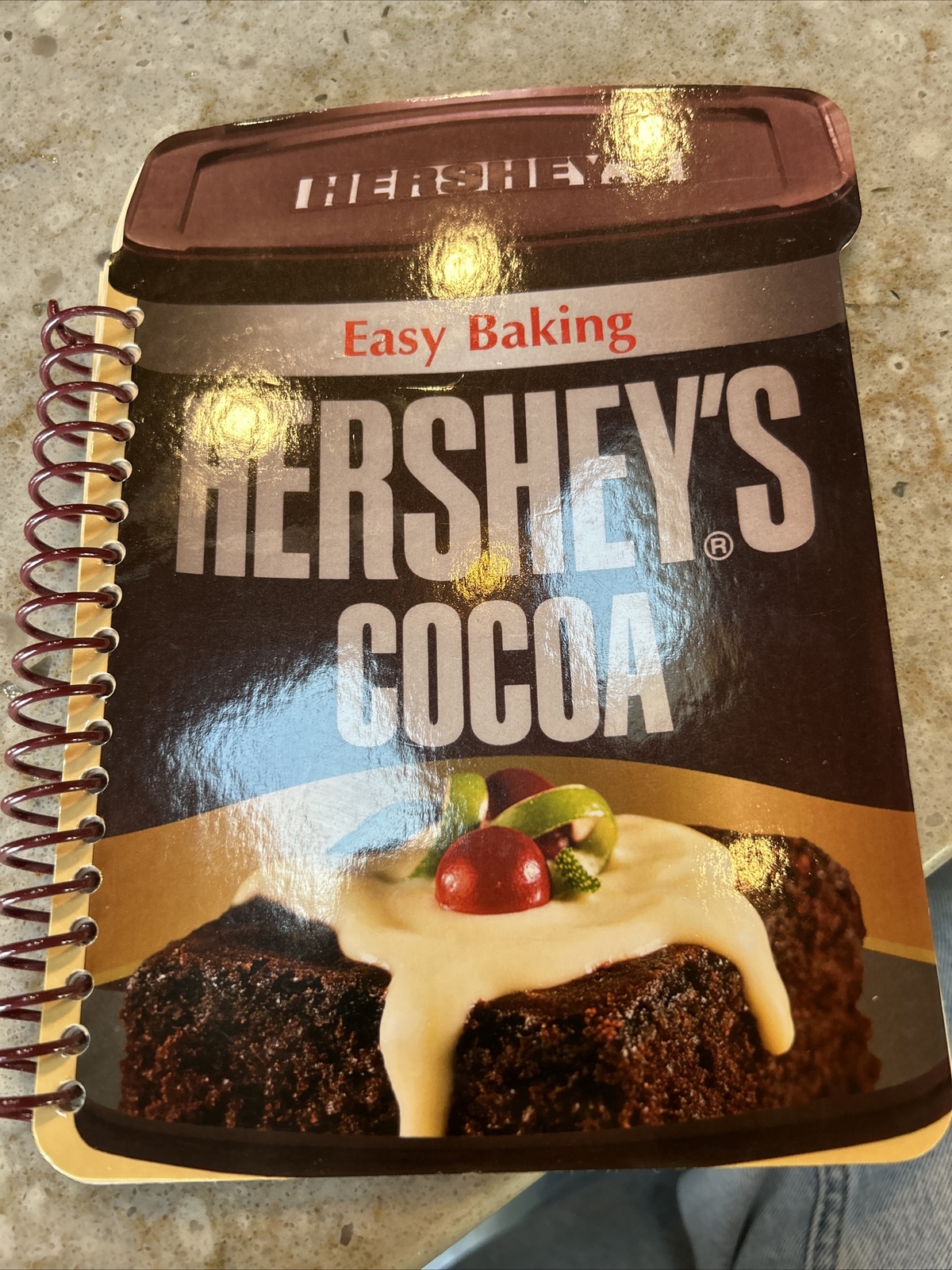 Hershey’s Cocoa Easy Baking Cookbook Recipes Sweets Desserts Candy Spiral 2004