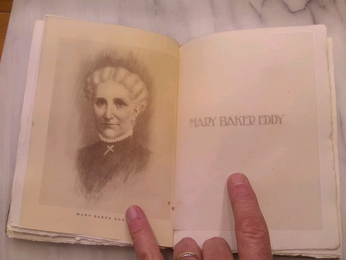 1908 First Edition SIGNED copy „LITTLE JOURNEYS To the Homes of Great Teachers“
