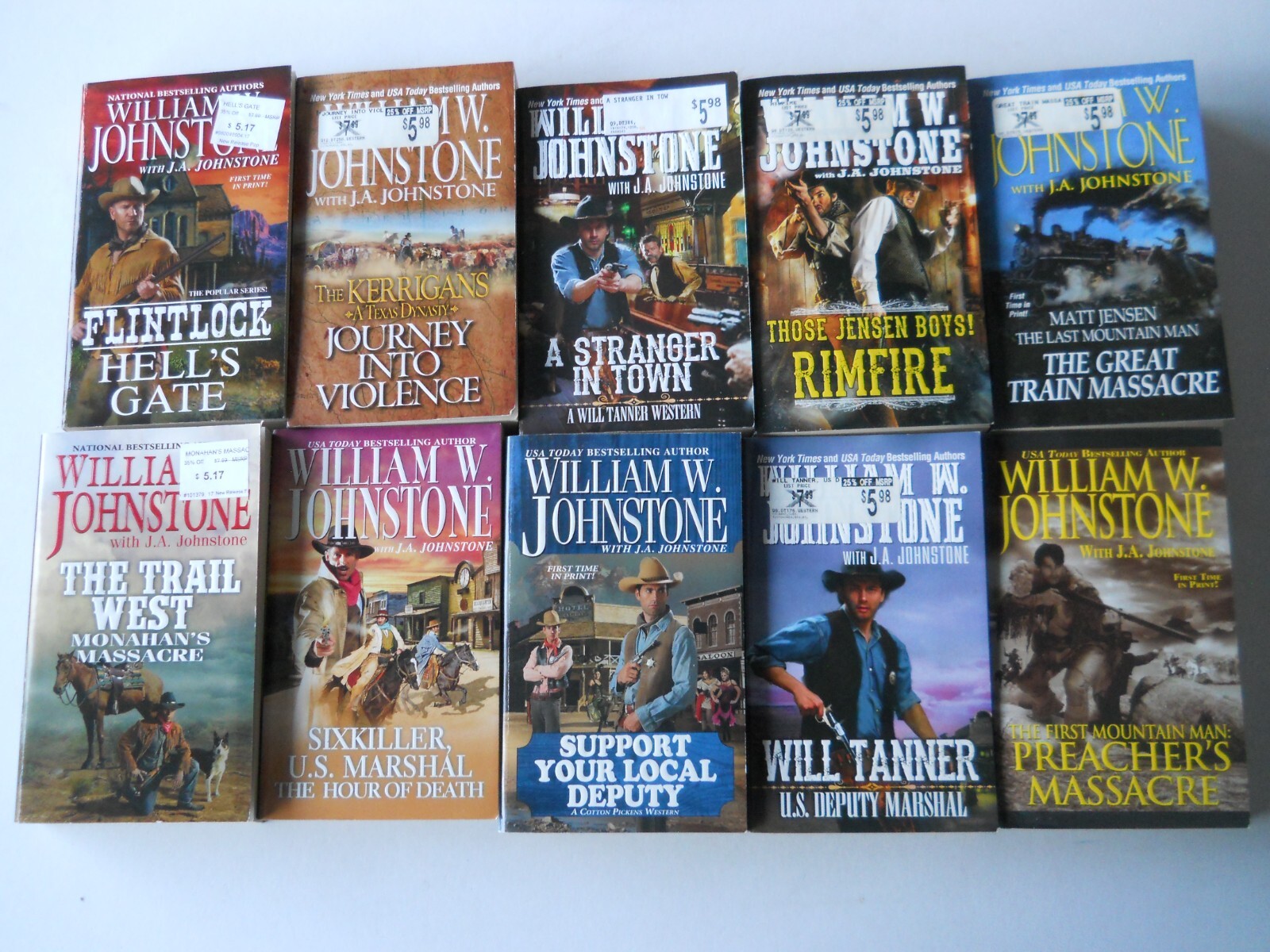 LOT 10 WILLIAM JOHNSTONE BOOKS, WESTERNS PREACHER’S MASSACRE HELL’S GATE RIMFIRE
