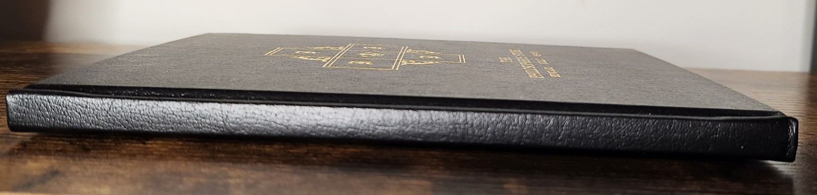 THE PHILOSOPHER’S STONE: A Facsimile Rosicrucian Alchemical Manuscript – E Kelly