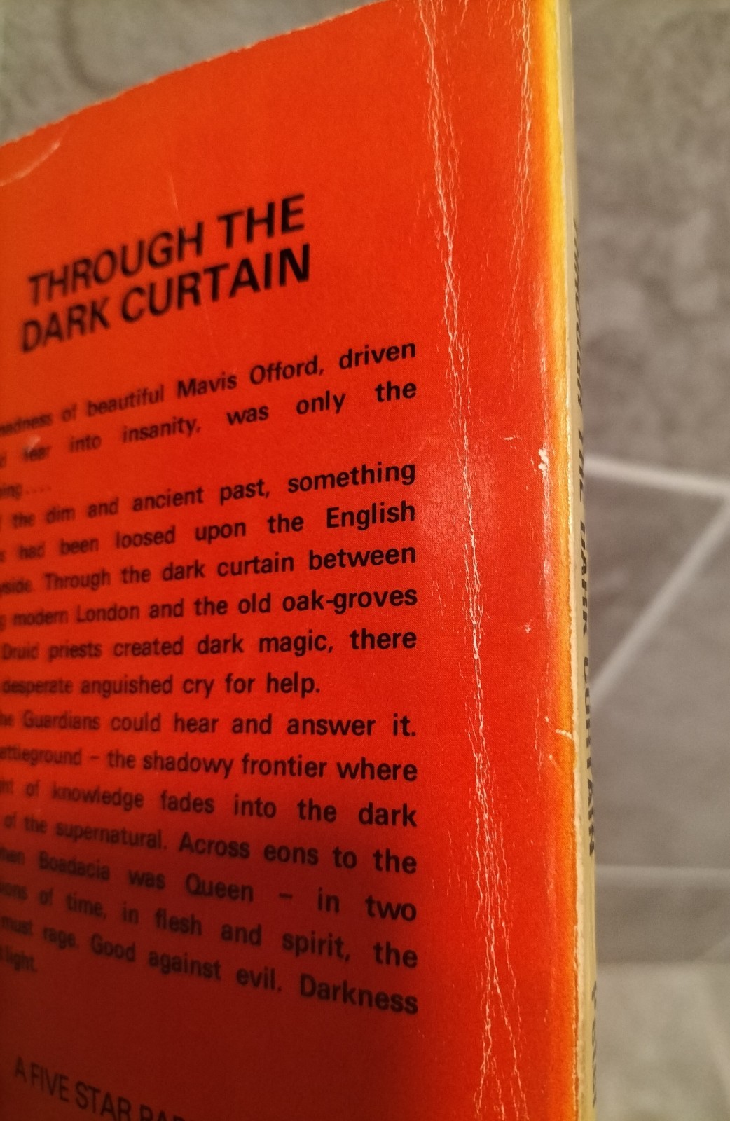 Peter Saxon – Through The Dark Curtain A Five Star Paperback 1972 Folk Horror