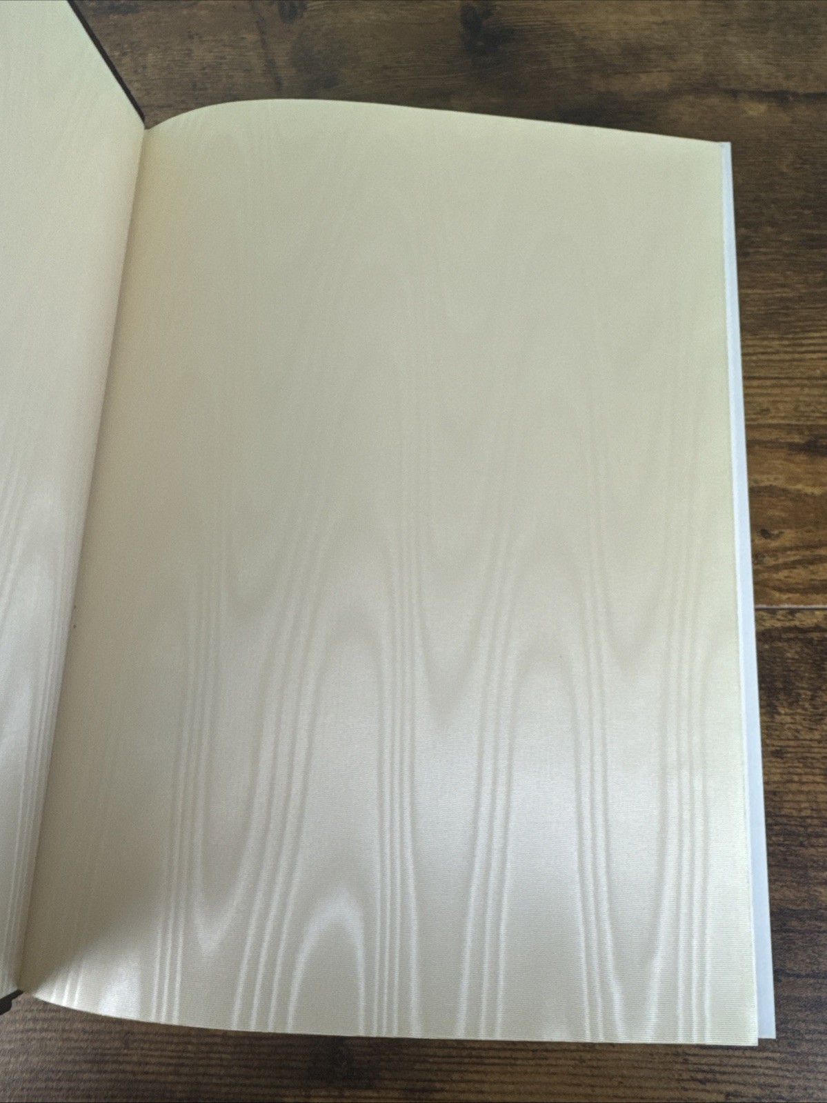 ARCHITECTURAL DIGEST: INTERNATIONAL INTERIORS; LTD. ED 368/1000 BY PAIGE RENSE