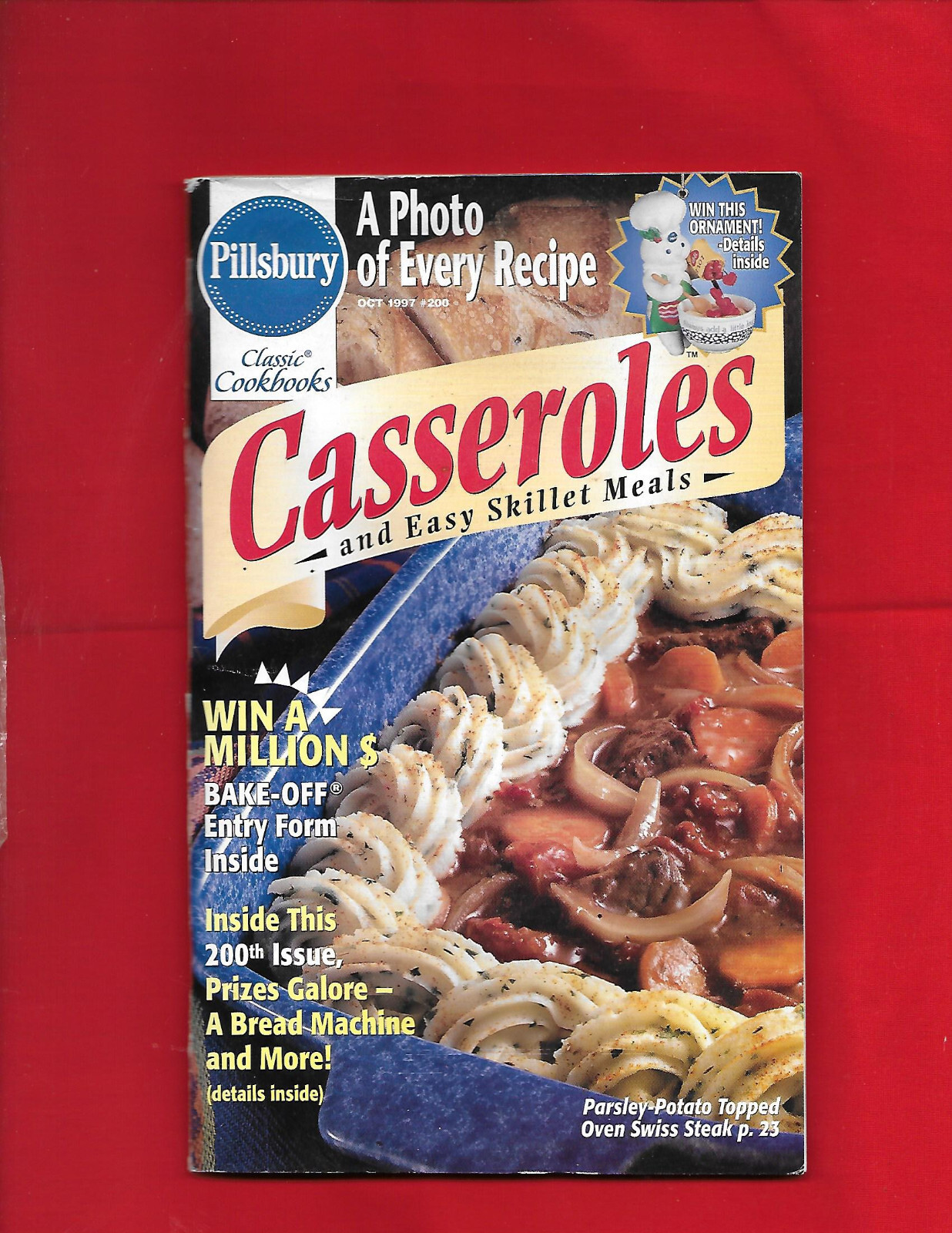 Pillsbury: Casseroles and Easy Skillet Meals (1997, PB) 94 pgs {Cookbook}