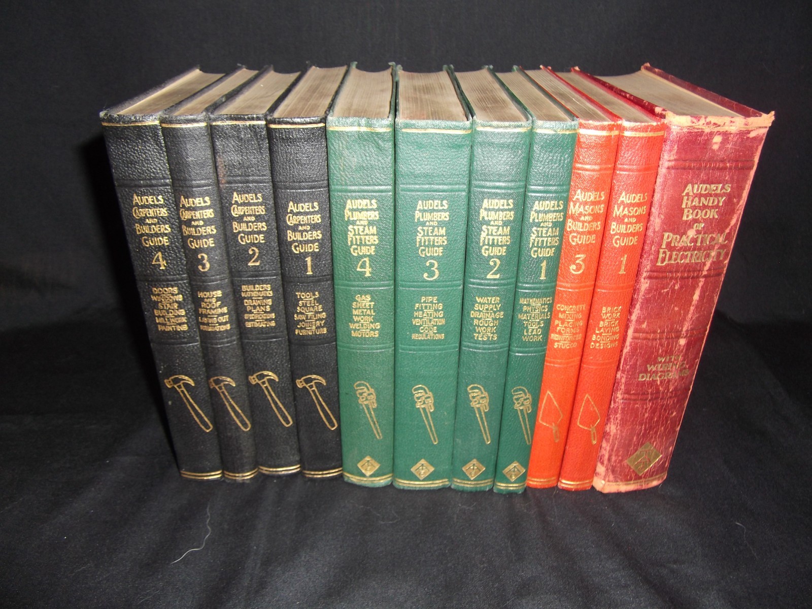 11 Audels Guides Carpenters & Builders, Plumbers & Steam Fitters, Masons, Elect.