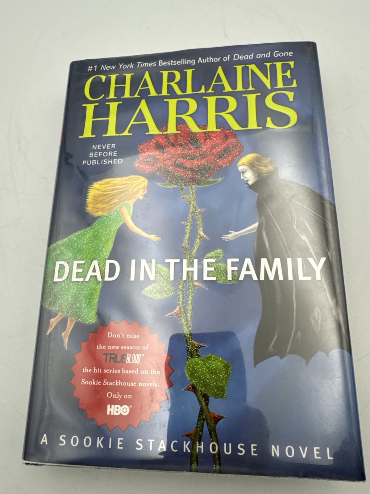 SIGNED Charlaine Harris Dead in the Family 1st/1st HBO True Blood