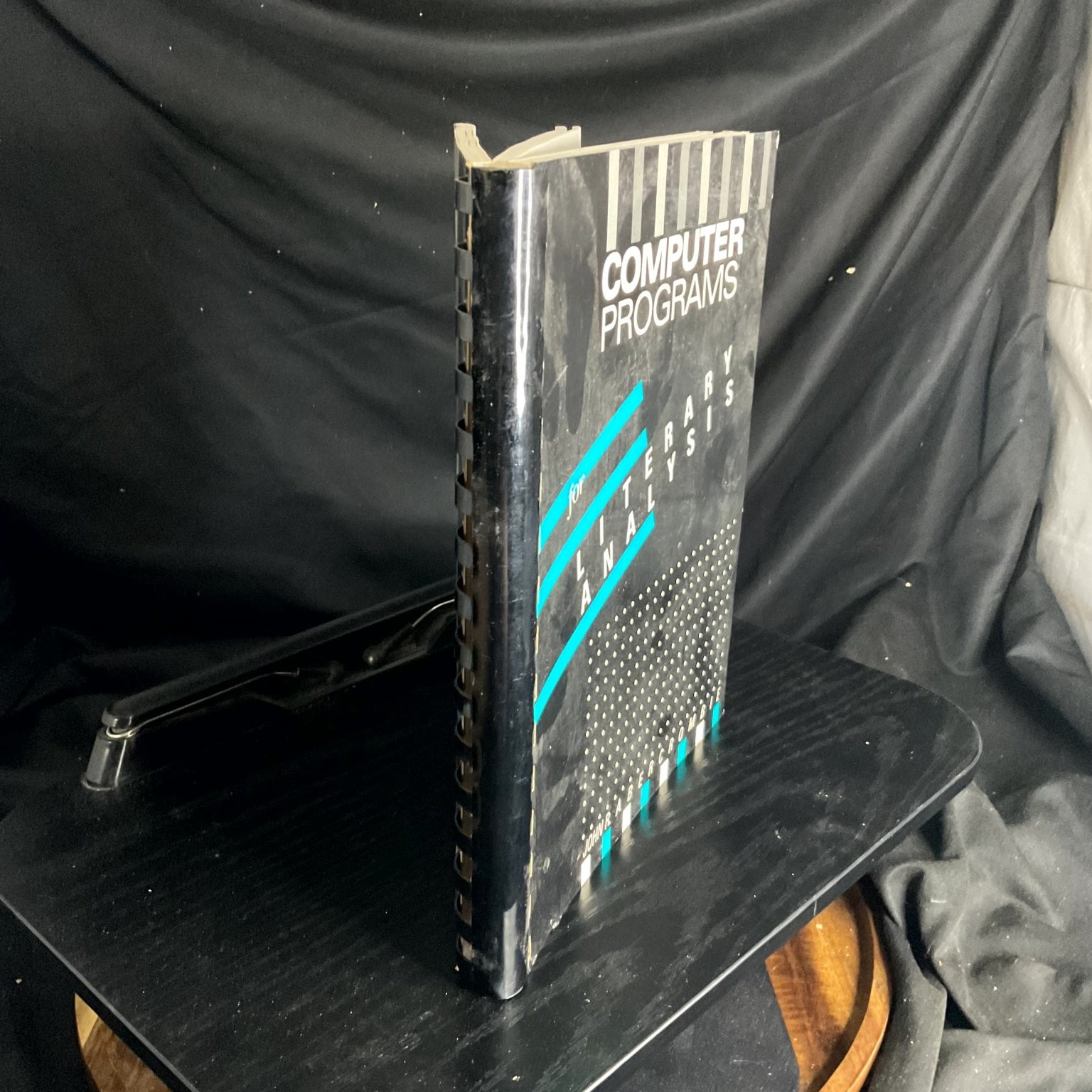 COMPUTER PROGRAMS for LITERARY ANALYSIS Abercrombie 2nd Printing 1986