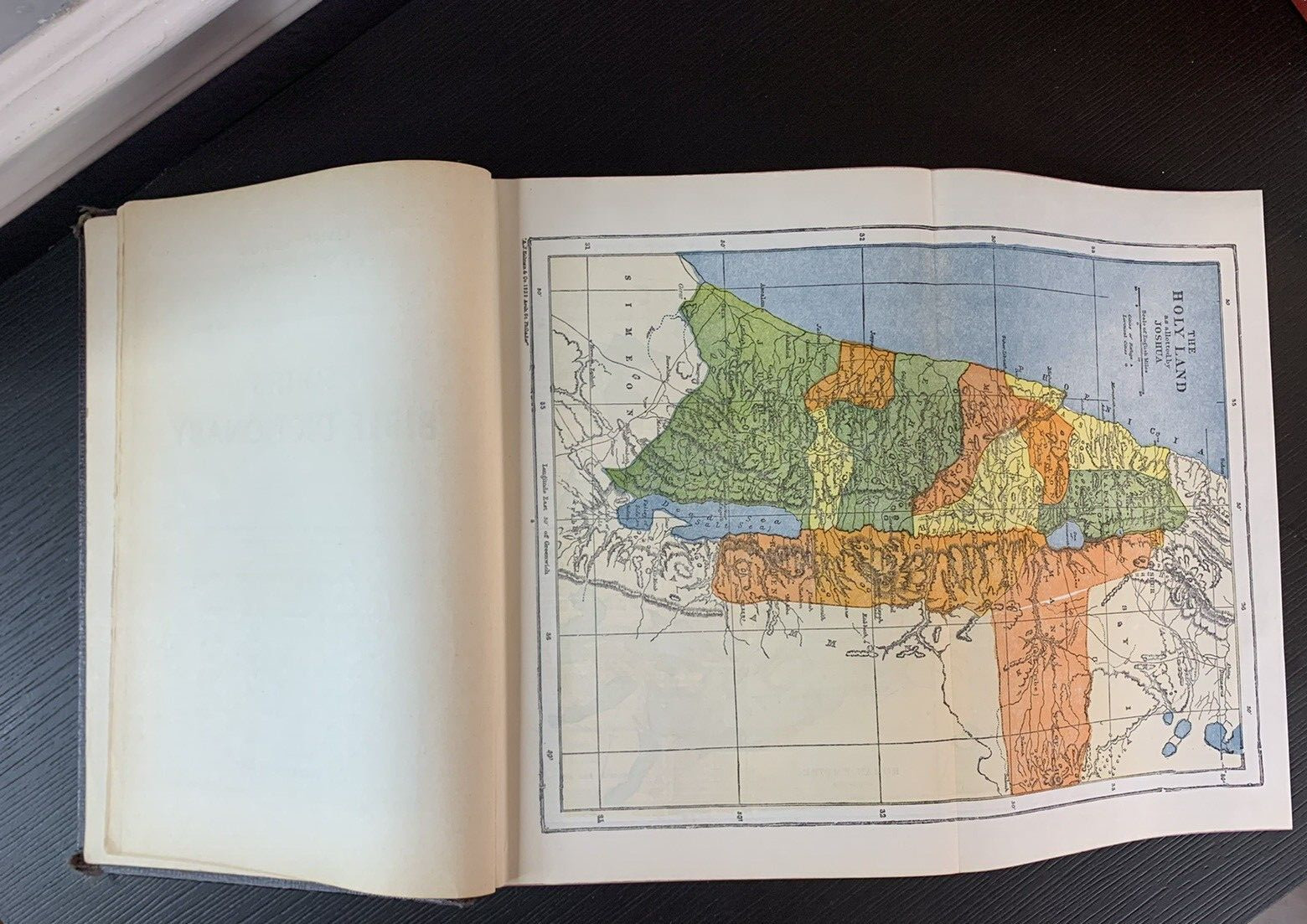 Smith’s Bible Dictionary: Revised Edition, by Smith William. A.J.Holman Company