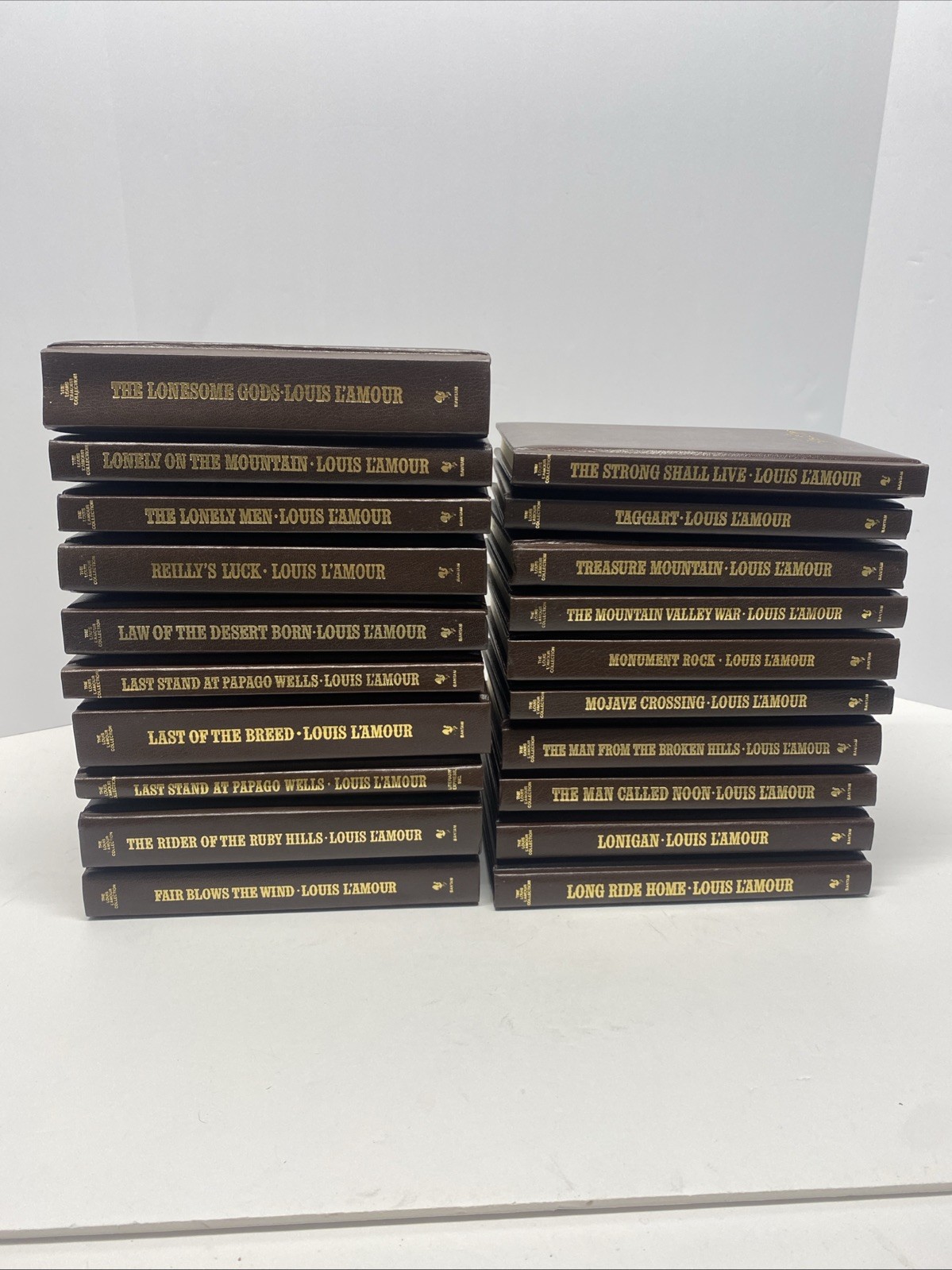VTG Lot of 20 Louis L’Amour Leatherette Books Collection Bantam 20 Volumes