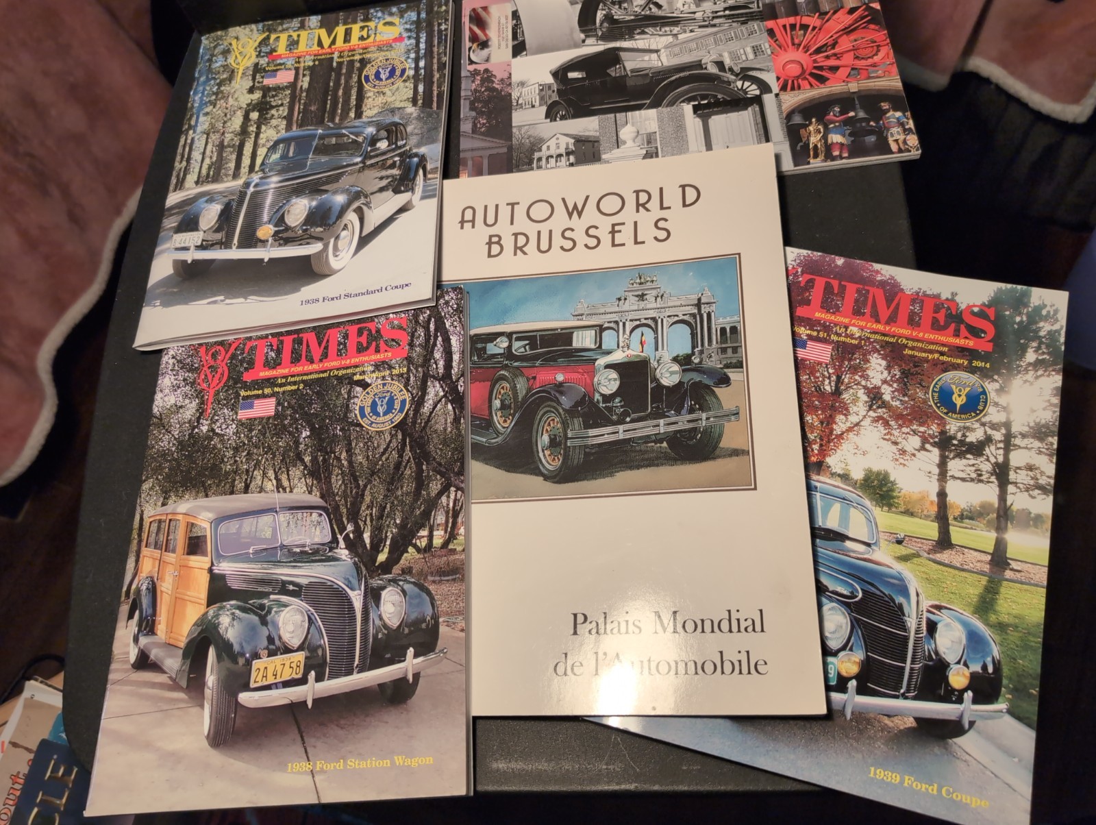 V-8 Times Vintage Automotive Magazine Henry Ford Auto World Brussels Lot