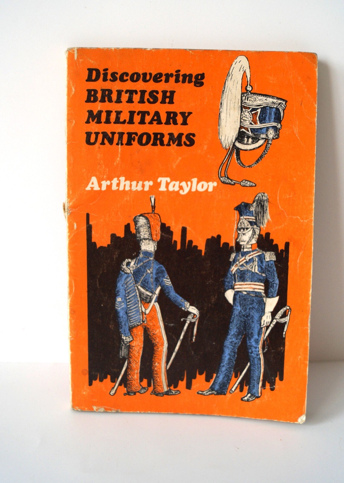 Vintage Book „Discovering BRITISH MILITARY UNIFORMS“ 1972 Collectable Education