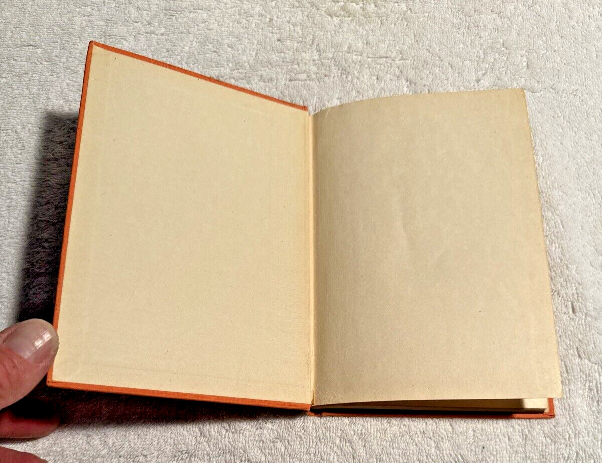 Colette et ses Freres Josette Spink and Violet Mills 1926 Hardcover No Writing