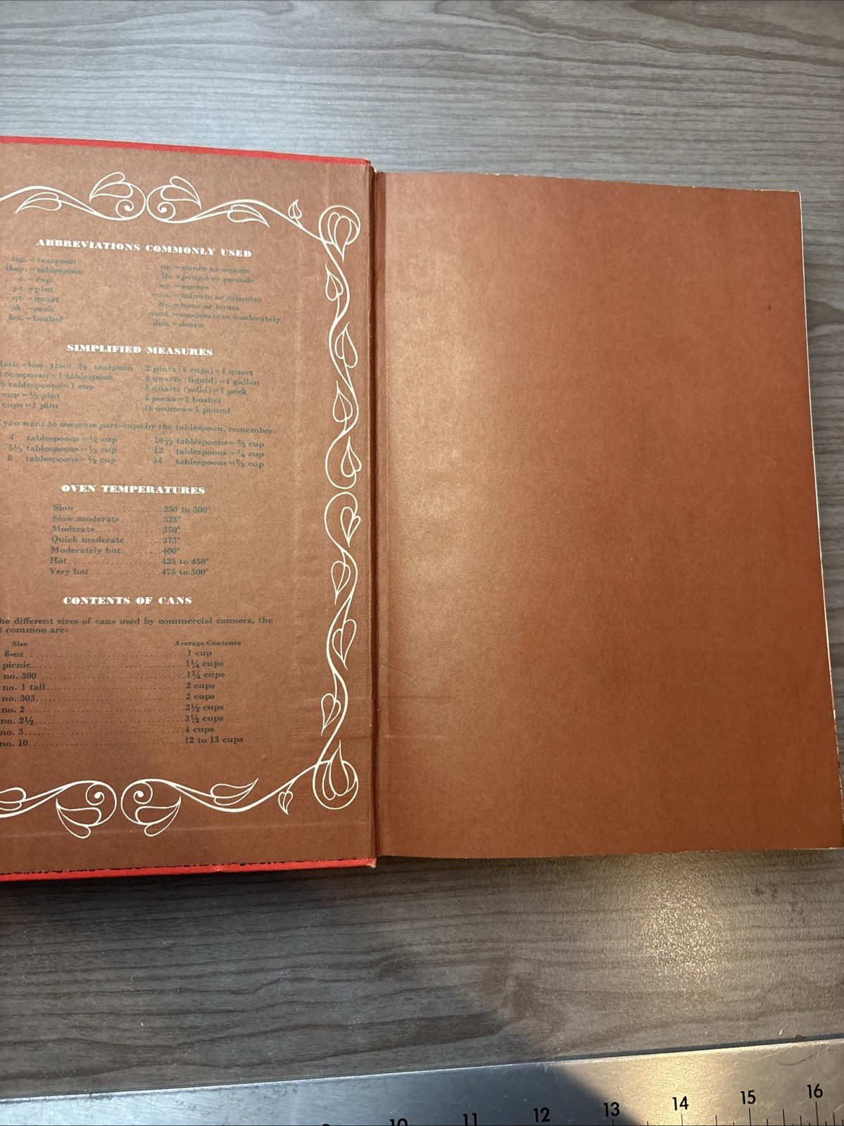 1950 Betty Crocker’s Pic.Cook Book FIRST EDITION Red Scroll Cover General Mills