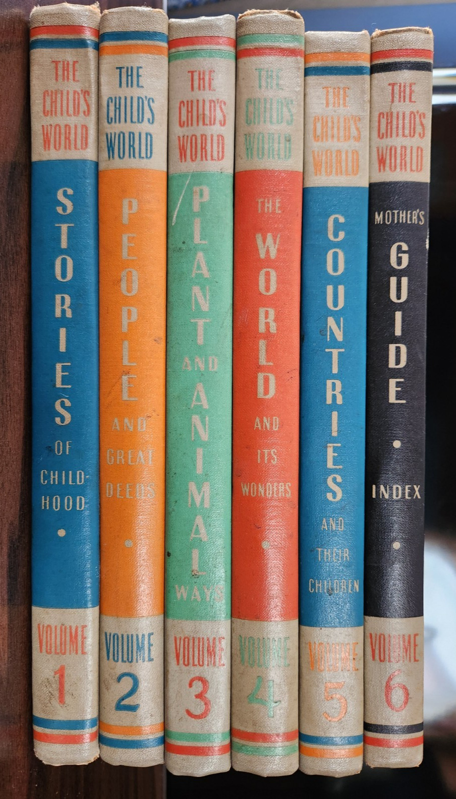 Vintage Complete 6 Volume Set „The Child’s World“, 1952