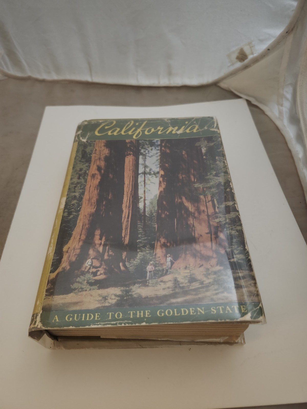 California: A Guide To The Golden State 1942 Hastings House HC/DJ With Map