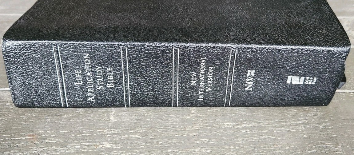 Life Application Study Bible New International Version Large Print Leather 2005