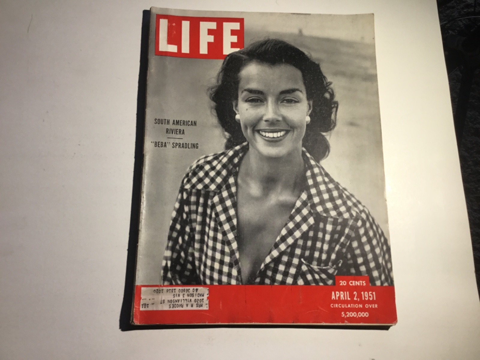 LIFE MAGAZINE. April 2, 1951. South American Riviera „Beba“ Spradling