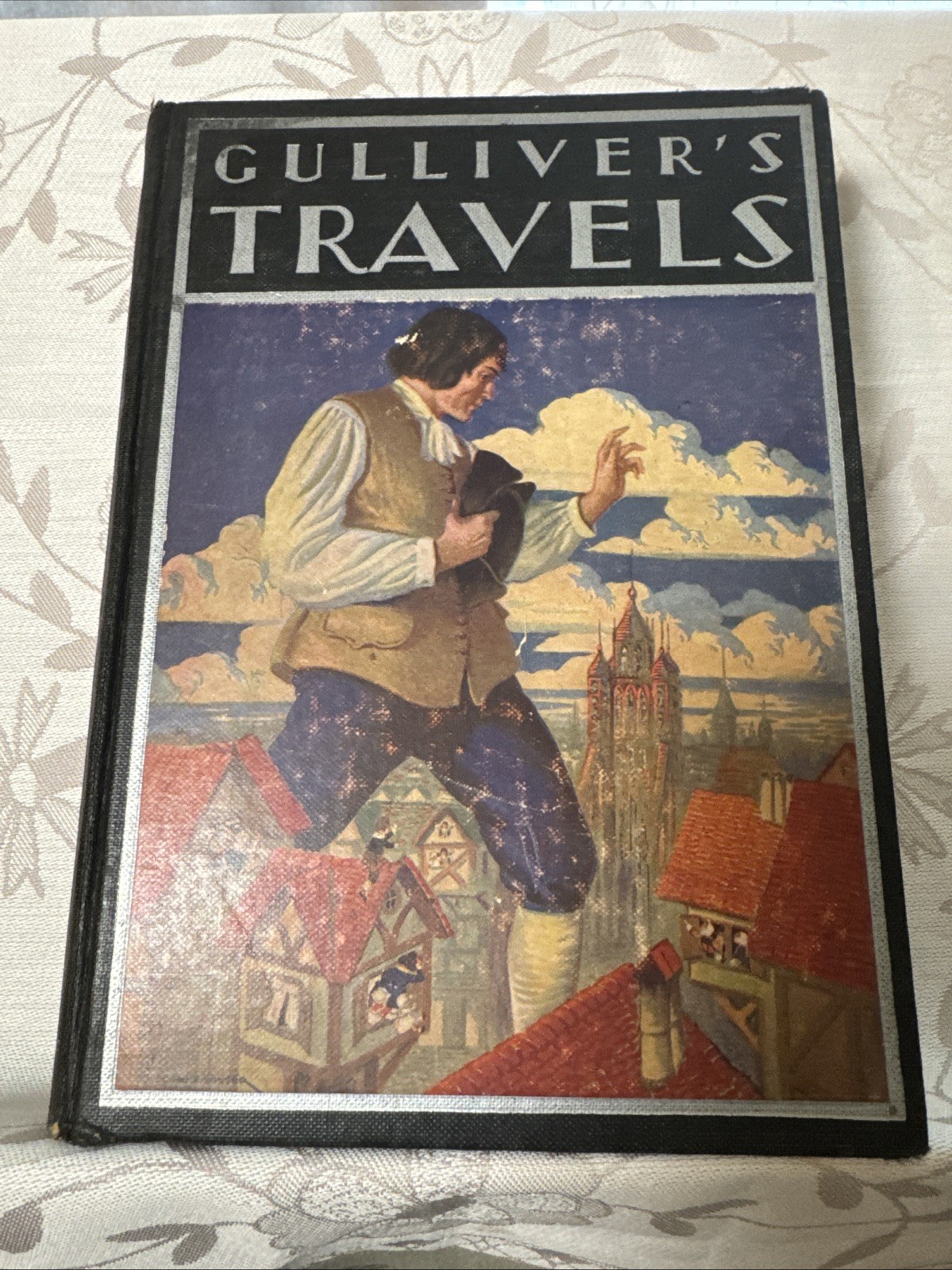 1927 GULLIVER’S TRAVELS by Jonathan Swift, Milo Winter Color Illustrations HC