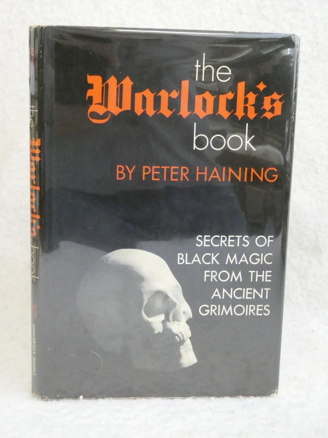 Peter Haining THE WARLOCK’S BOOK University Books, Inc., NY Illustrated HC/DJ