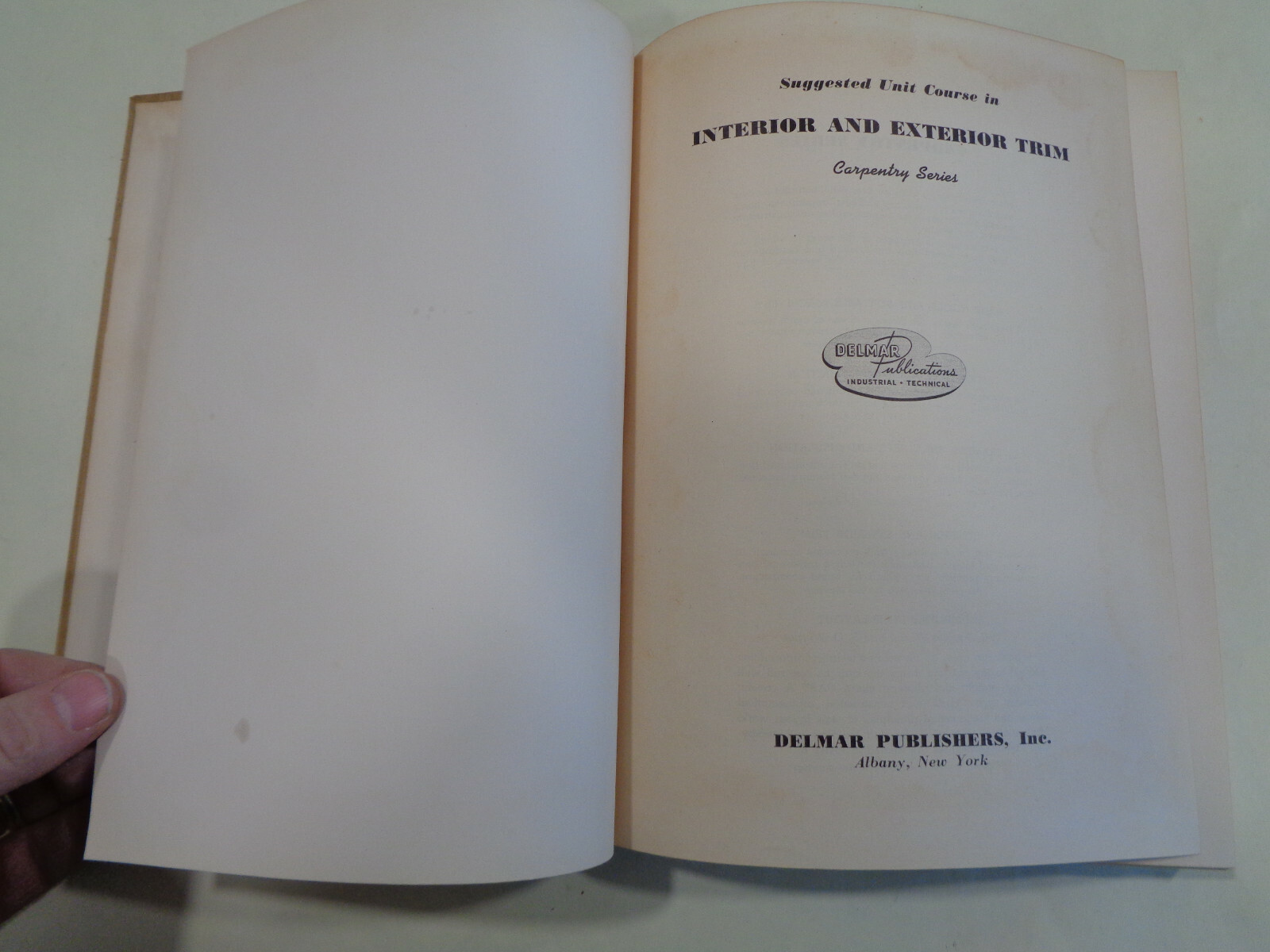 Suggested Unit Course in Interior and Exterior Trim 1946 Carpentry Woodworking