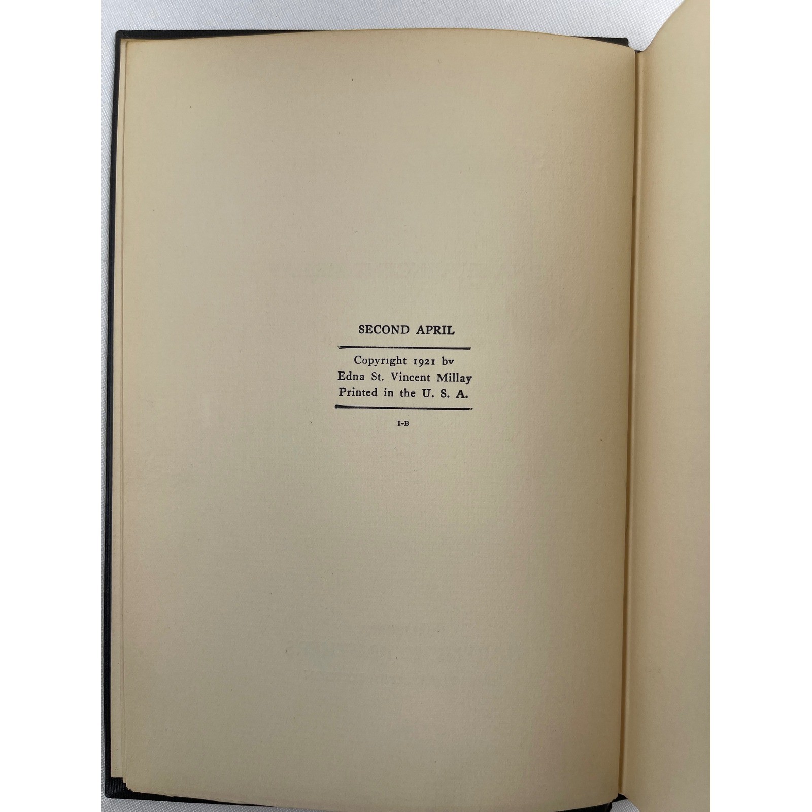 Edna St Vincent Millay Second April Poetry Hardcover Black Gold Vintage 1921