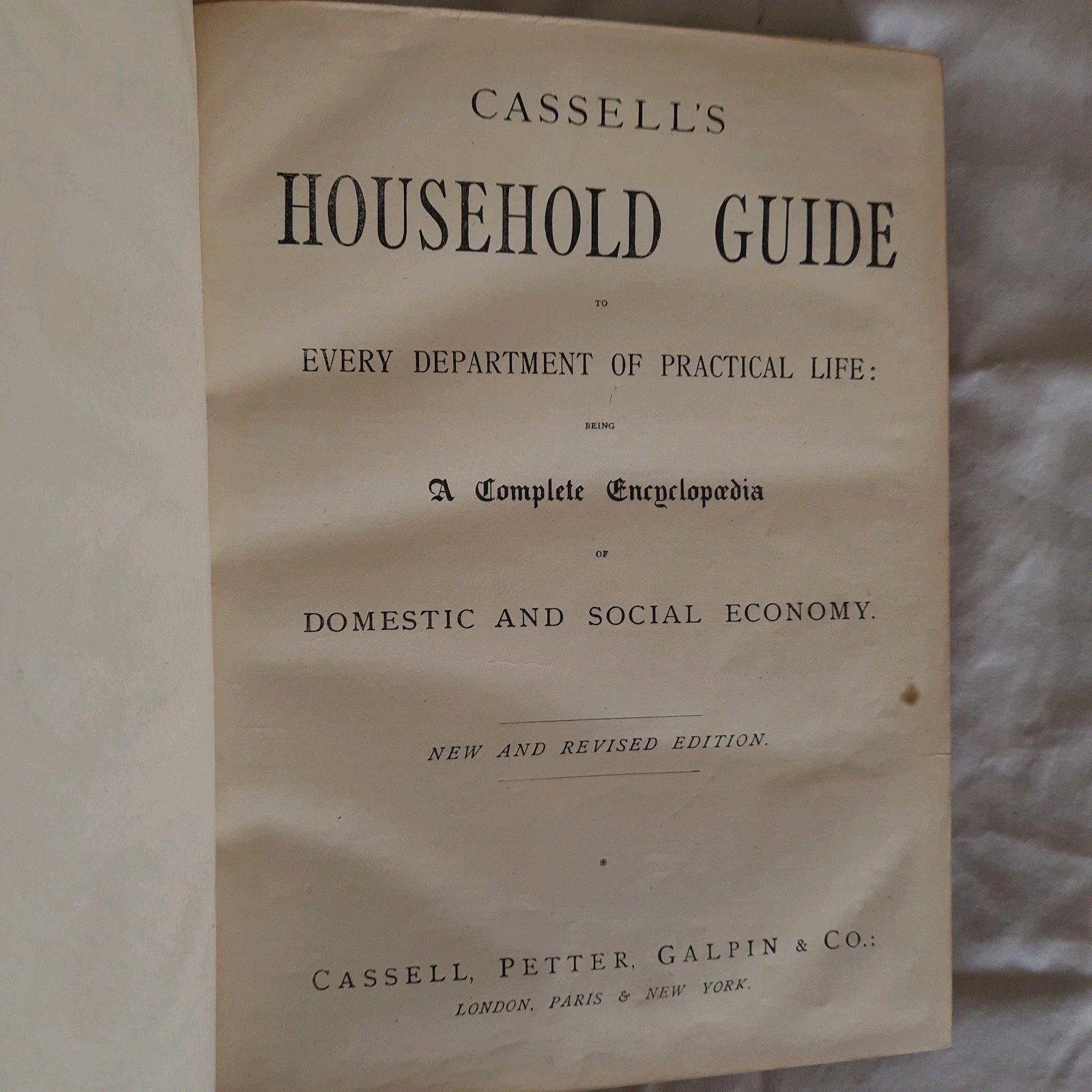 Cassell’s Household Guide c.1870s 4 Vols in 2 Illustrated Victorian Set