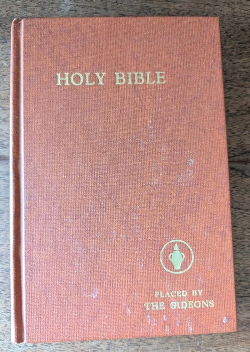 Vtg Gideon Holy Bible, Old & New Testament, King James Version, 1971, H/C, Red