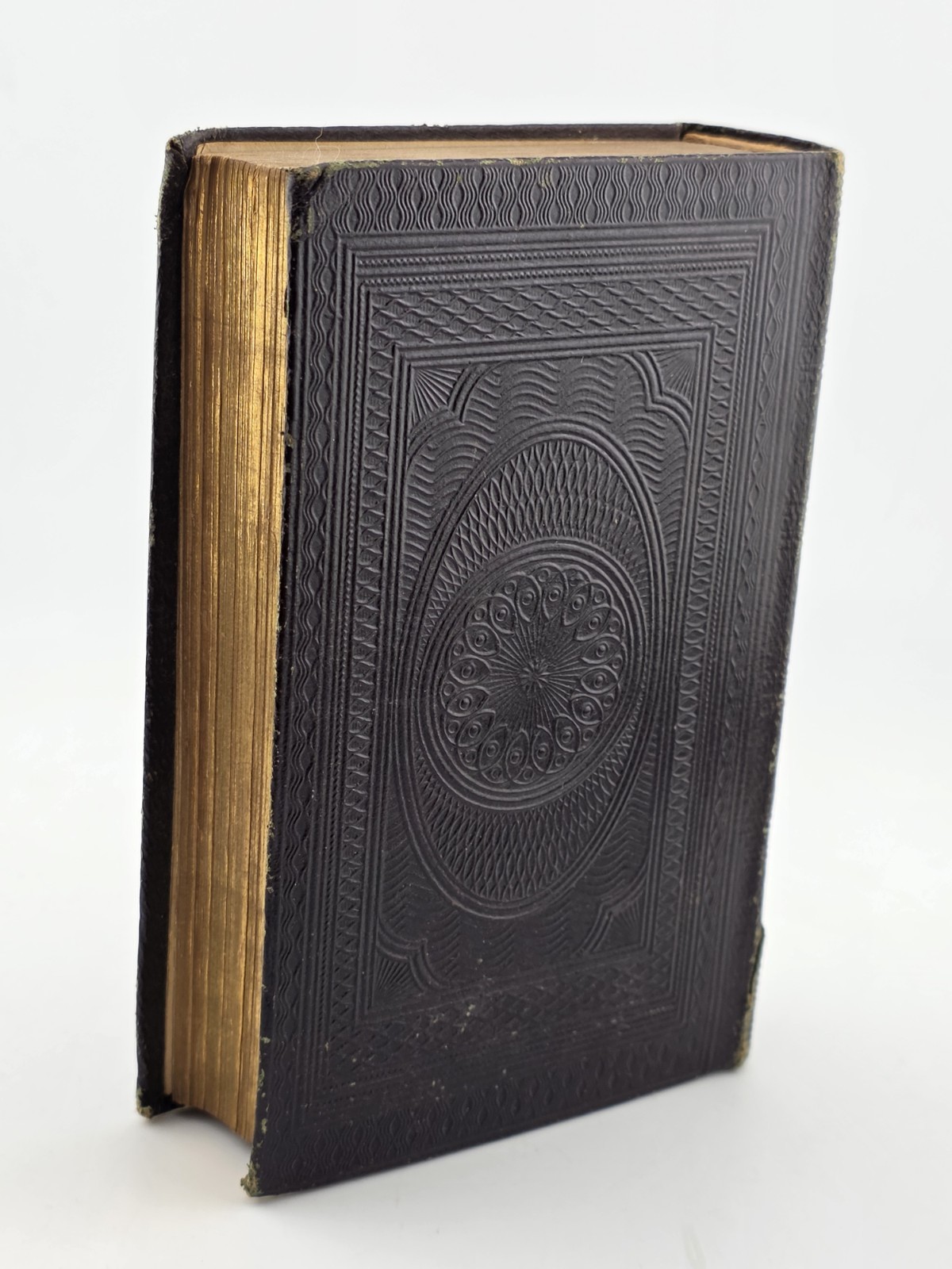 Rare Antique 1864 Oxford Holy Bible Victorian Embossed Leather Bound King James.